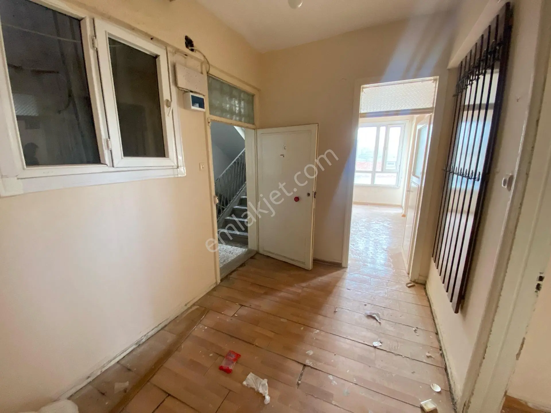 Akg'den Fırsat Daire Çarşıda Satılık 2+1 Aile Tipi Daire — fotoğraf 24