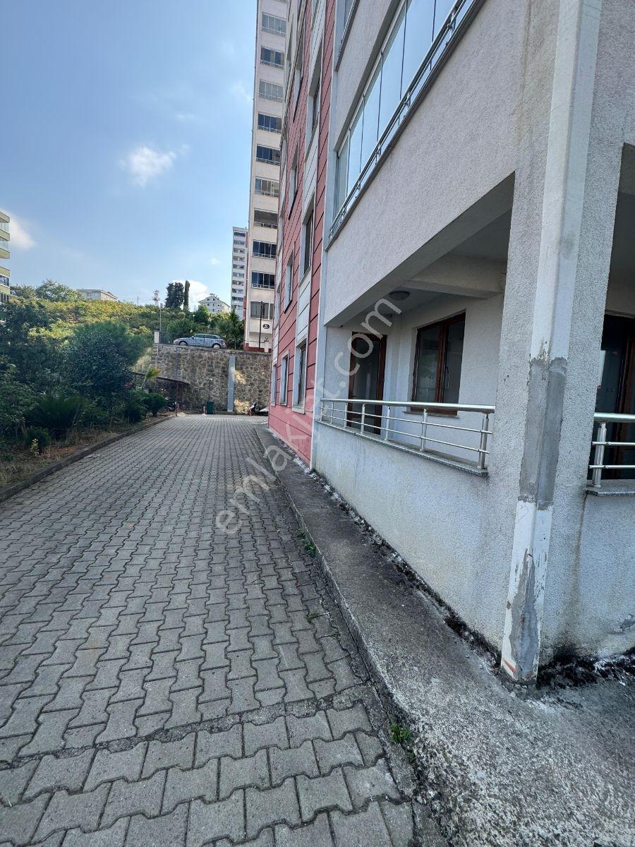 Yomra Sancak Mahallesın De Satılık Fırsat Daıre — fotoğraf 5