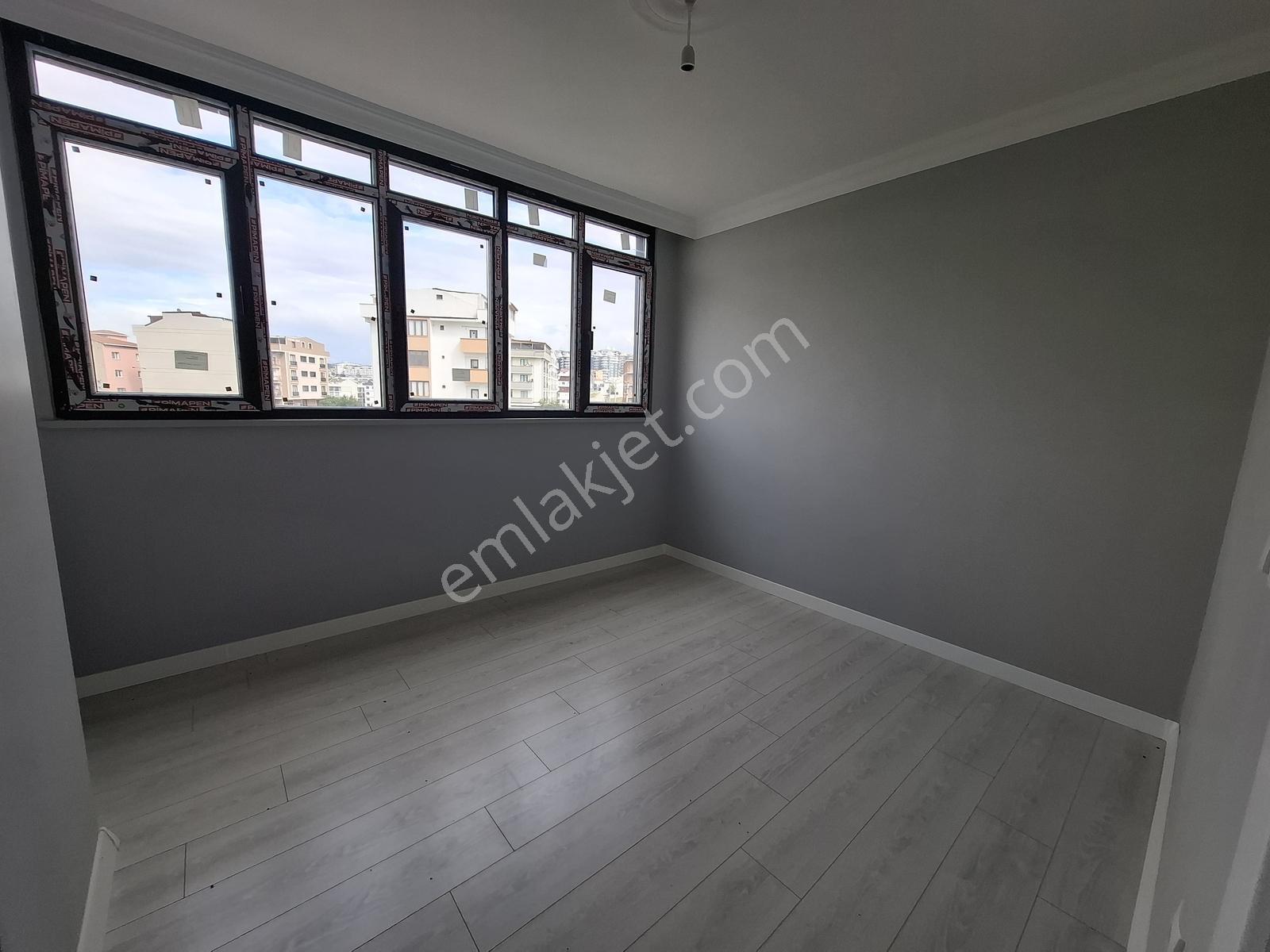 Çayırova Aksede Satılık 3+1 Ara Kat Daire — fotoğraf 6
