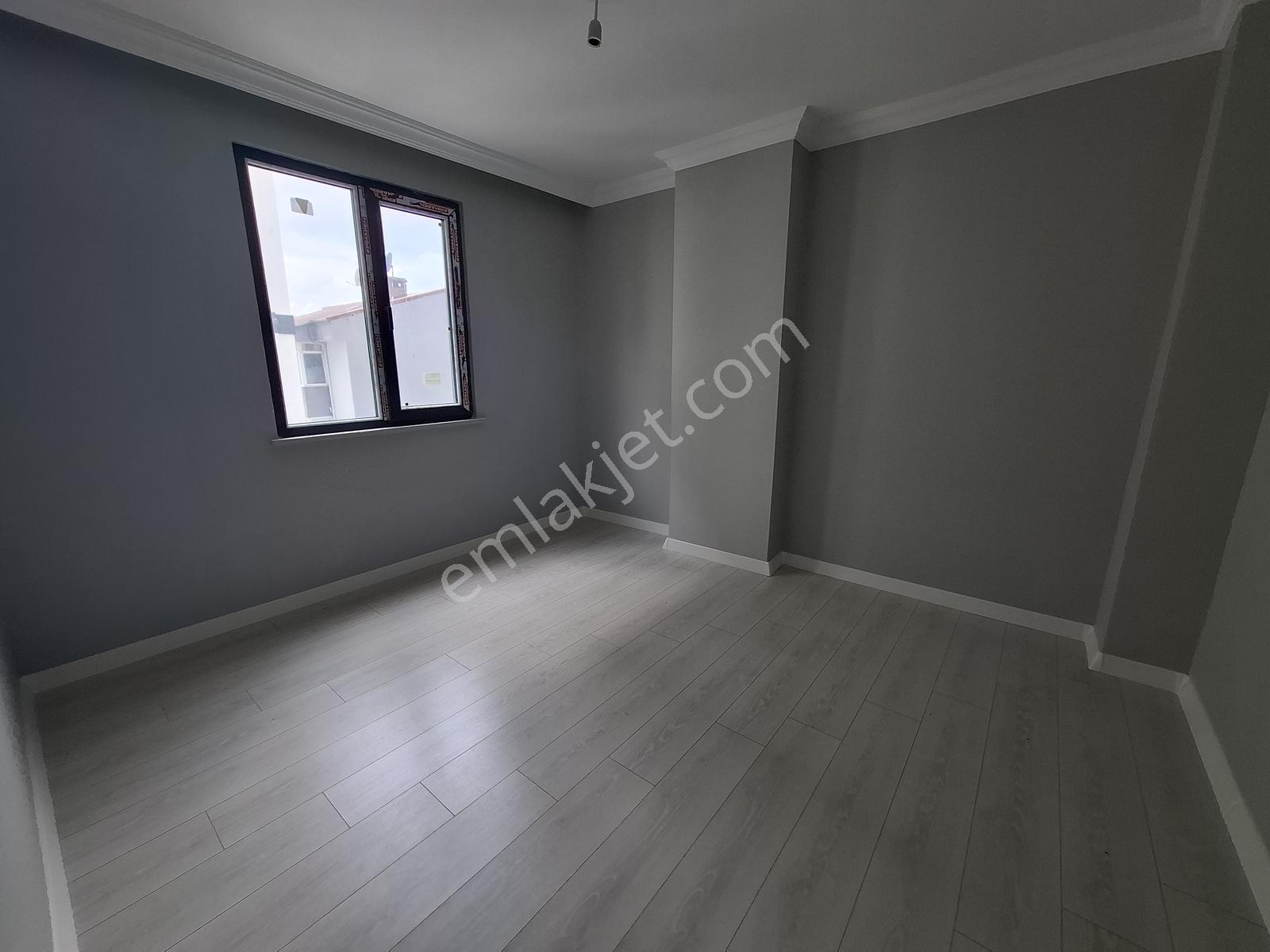 Çayırova Aksede Satılık 3+1 Ara Kat Daire — fotoğraf 11