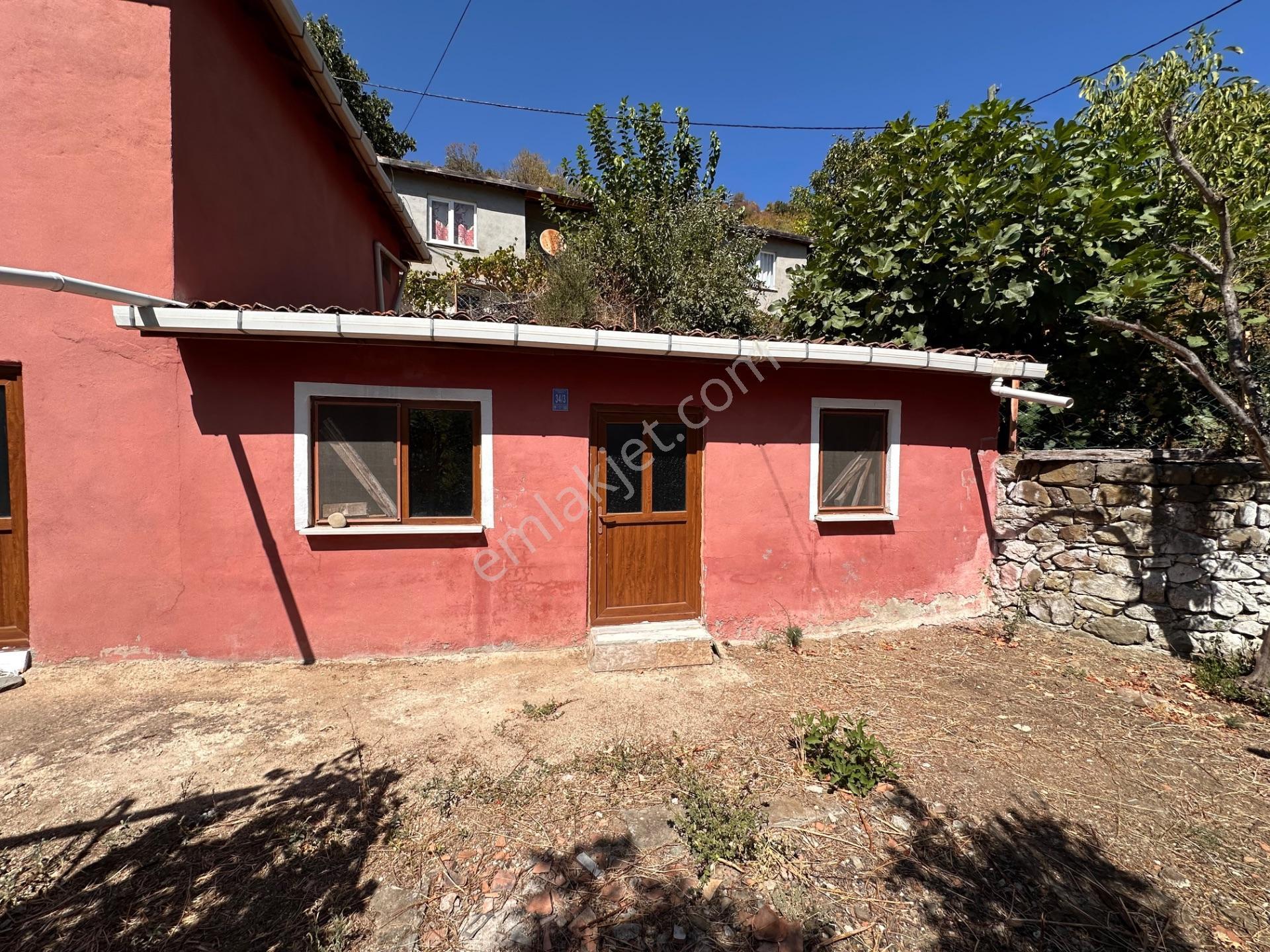 Uçmakdere Doğa Harikası 501 M2 Arsa Bahçeli Satılık Müstakil Ev — fotoğraf 13