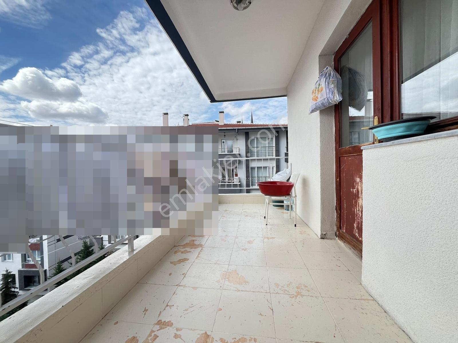 Selim Caddesi Yanı Manzaralı Ara Katta Kök Tapu 3+1 Fırsat Daire — fotoğraf 9