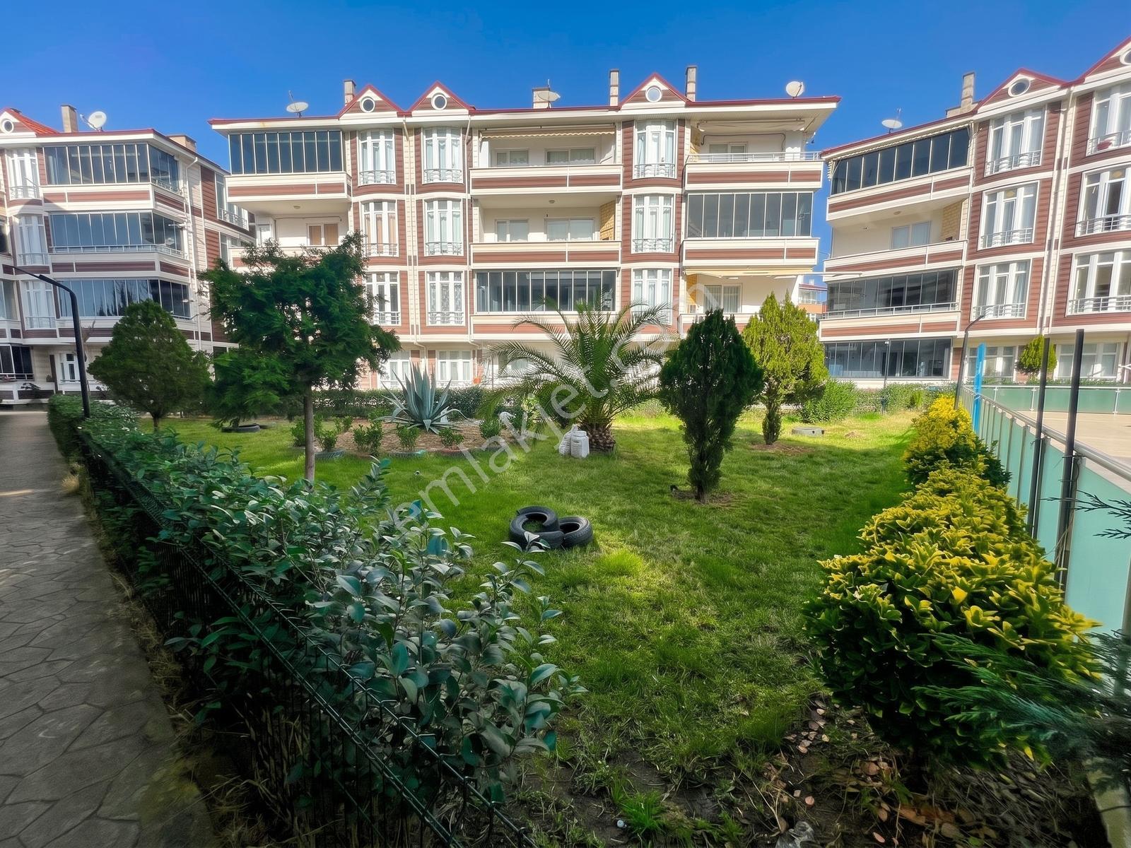 **sitenin En Uygun 2+1 Ara Kat Fırsat Dairesi**çift Havuzlu Site — fotoğraf 6