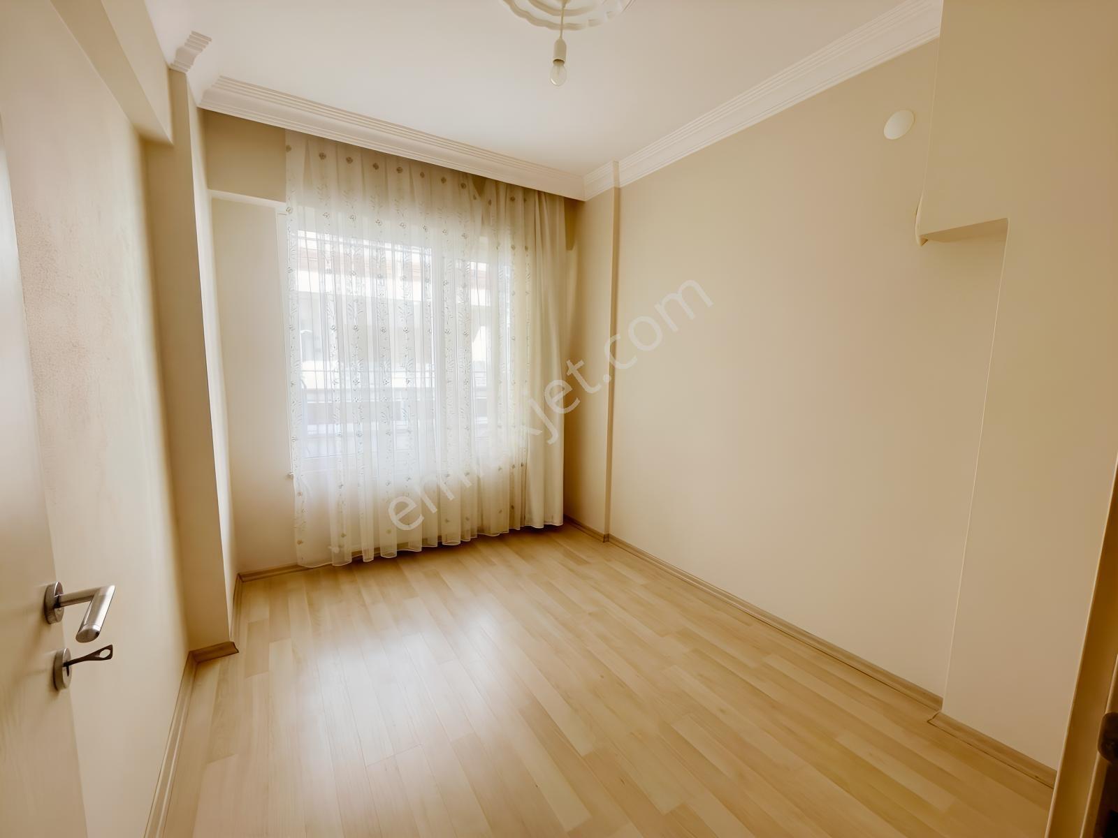 **sitenin En Uygun 2+1 Ara Kat Fırsat Dairesi**çift Havuzlu Site — fotoğraf 13