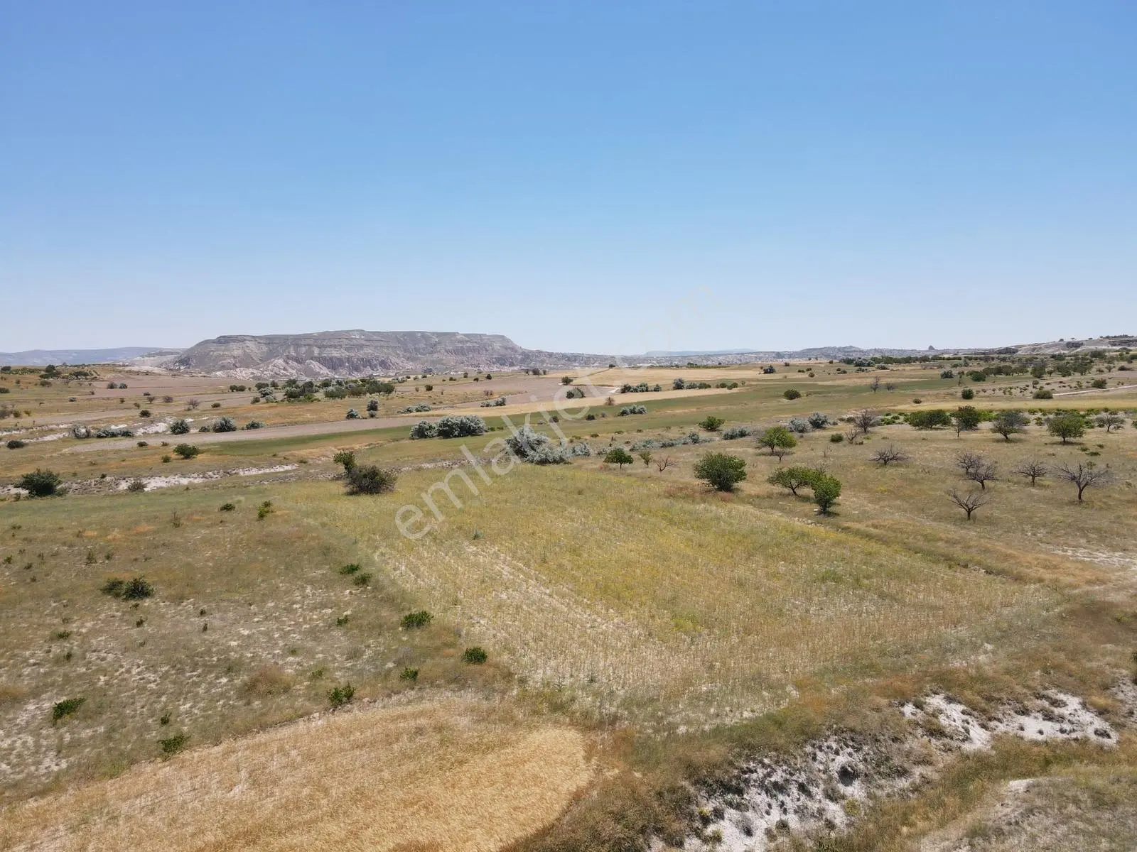 Şanlıbaba Emlak'tan Göreme'de Kale Manzaralı Arazi — fotoğraf 9