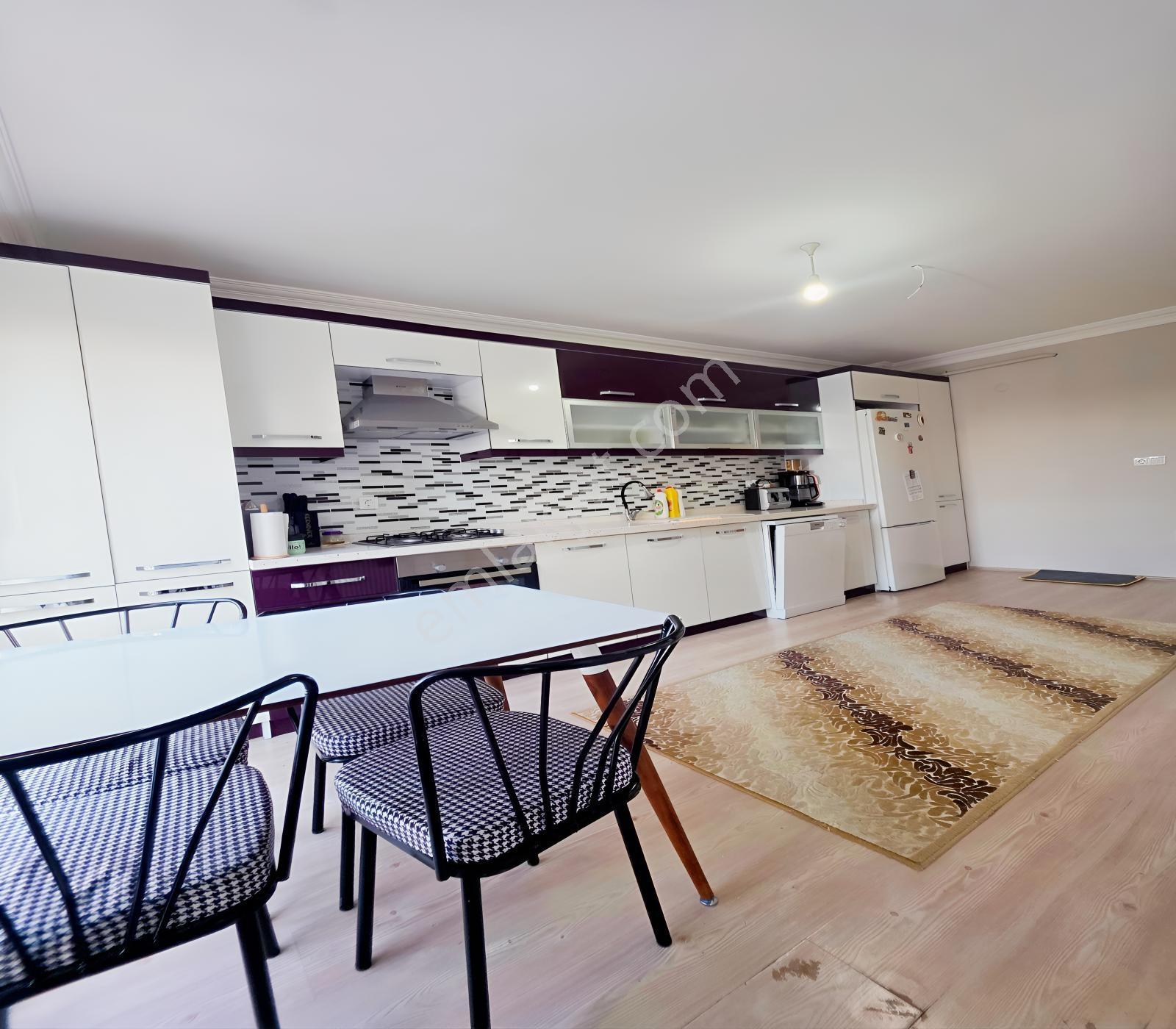 Çerkezköy Tepe Bölgesinde 3+1 Havuzlu Site İçi Fırsat Daire — fotoğraf 15