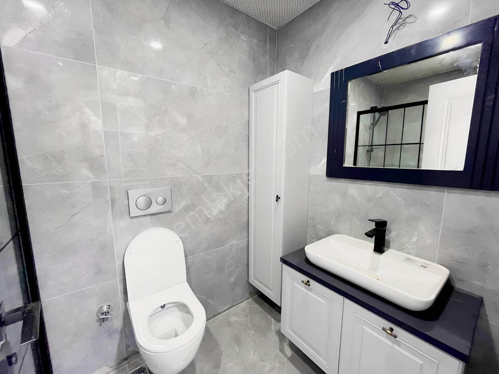 Silivri Ortaköyde Havuzlu Sitede | 250 M² Sıfır 4+1 Villa — fotoğraf 6