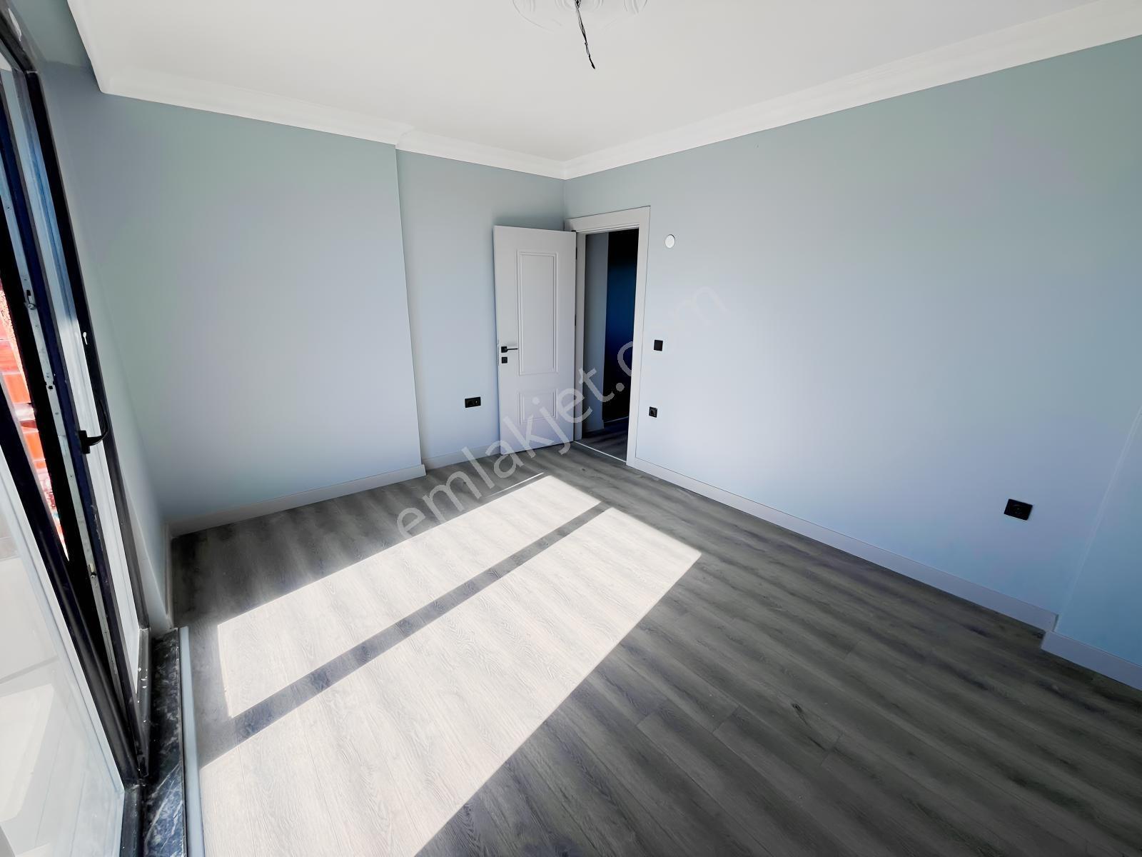 Silivri Ortaköyde Havuzlu Sitede | 250 M² Sıfır 4+1 Villa — fotoğraf 13