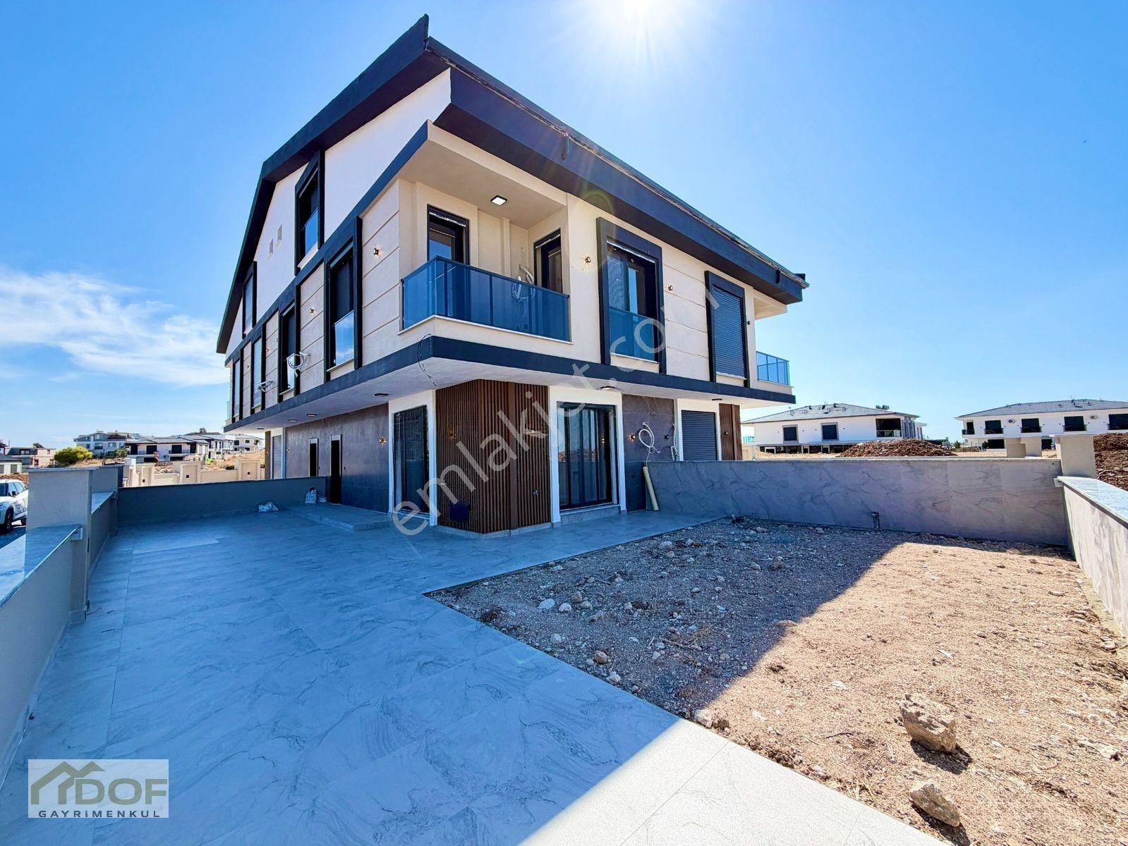 Fırsat Fiyata Deniz Manzaralı Satılık 4+1 Lüx Müstakil Havuzlu Villa — fotoğraf 3
