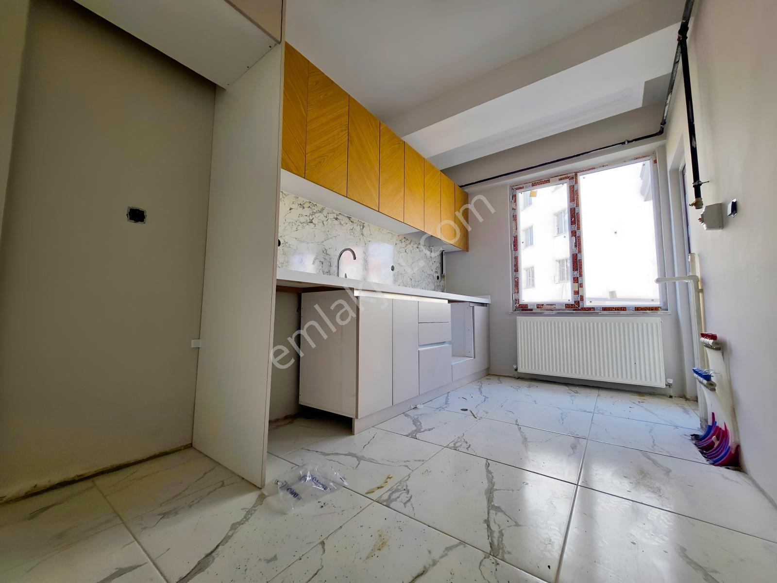 Garanti Emlak'tan - Acil Satılık - Ultra Lüx - 2+1 - Sıfır Daire — fotoğraf 3
