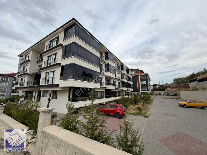 Gölbaşı Bahçelievler Mahallesi Üniversitenin Karşısı Geniş 3+1 — fotoğraf 33