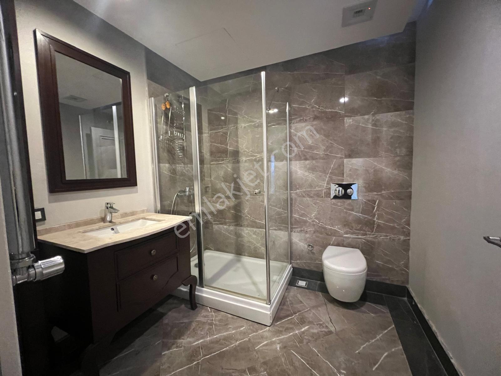 Venezia Mega'da Satılık 3+1 Eşyalı 3 Banyo Balkonlu Oturuma Hazır Daire — fotoğraf 8