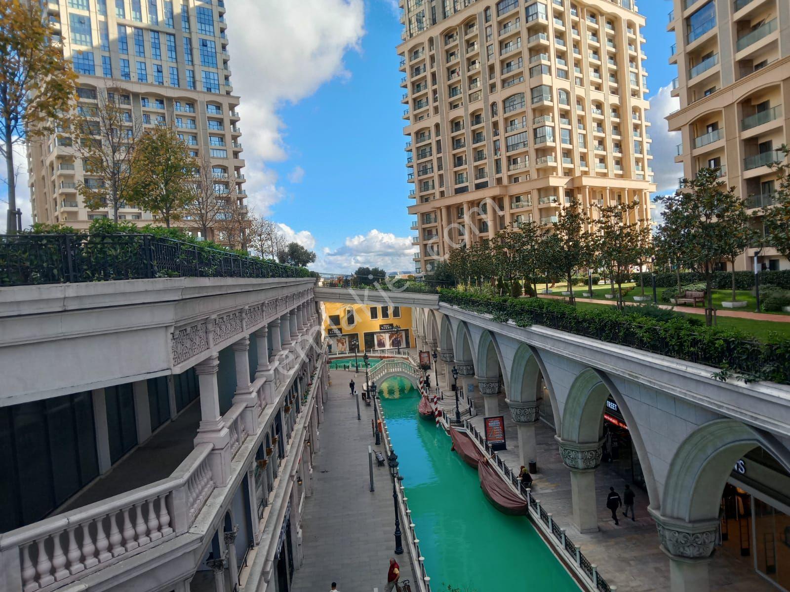 Venezia Mega'da Satılık 3+1 Eşyalı 3 Banyo Balkonlu Oturuma Hazır Daire — fotoğraf 14