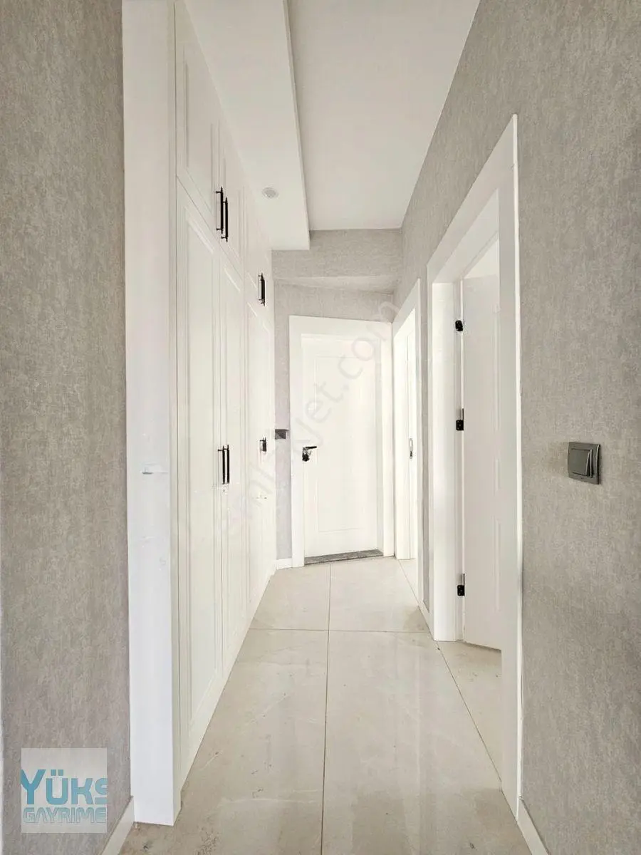 Denizli Çakmak'ta 3+1 150 M2 Mükemmel Konumda Satılık Lüks Daire