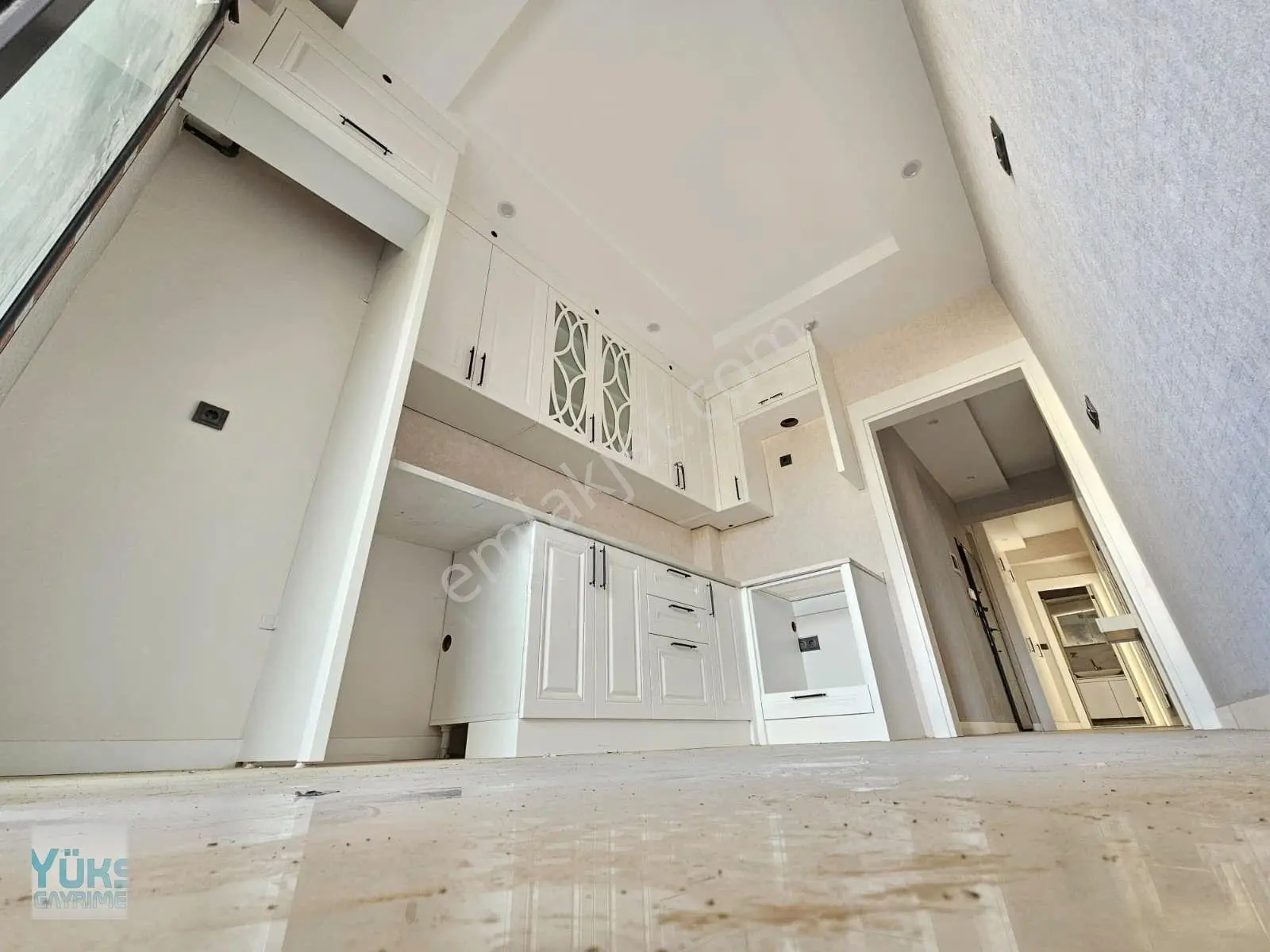 Denizli Çakmak'ta 3+1 150 M2 Mükemmel Konumda Satılık Lüks Daire — fotoğraf 4