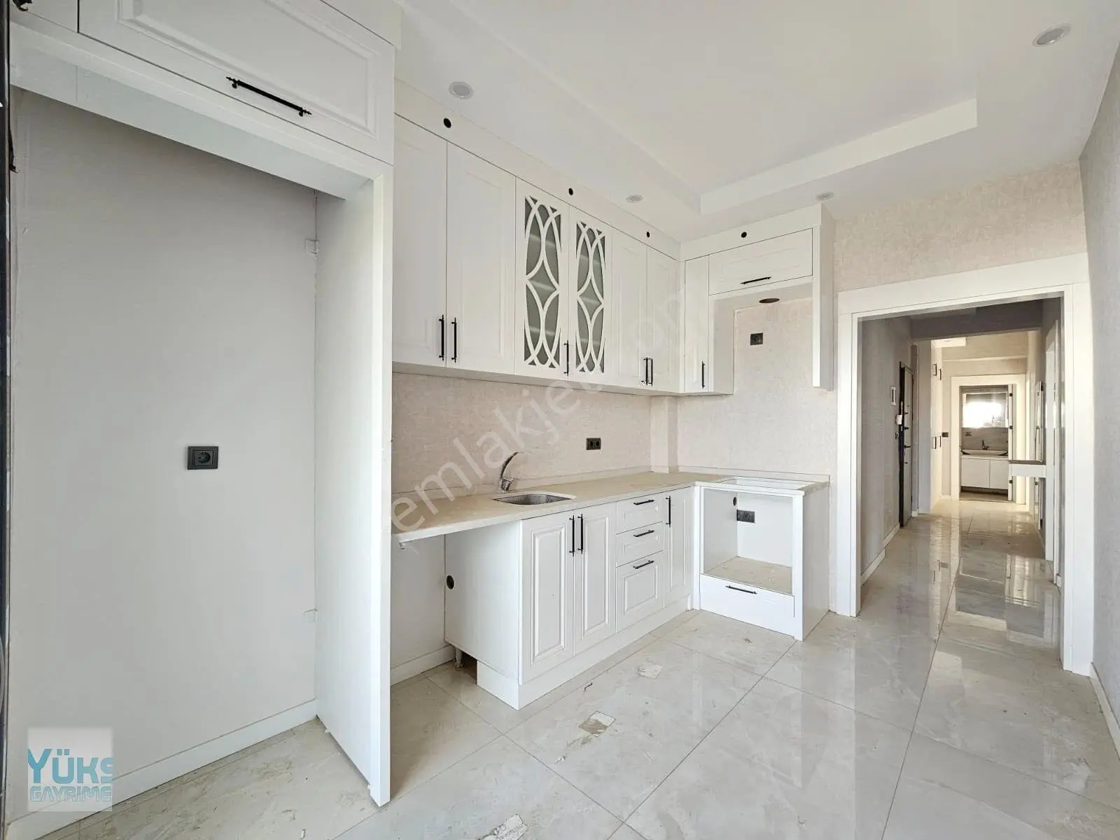 Denizli Çakmak'ta 3+1 150 M2 Mükemmel Konumda Satılık Lüks Daire — fotoğraf 7