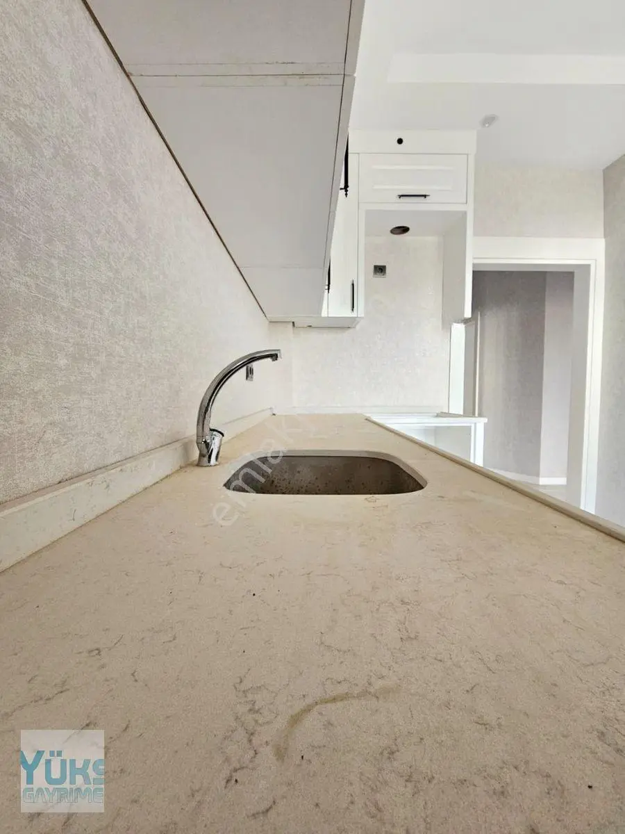 Denizli Çakmak'ta 3+1 150 M2 Mükemmel Konumda Satılık Lüks Daire — fotoğraf 8