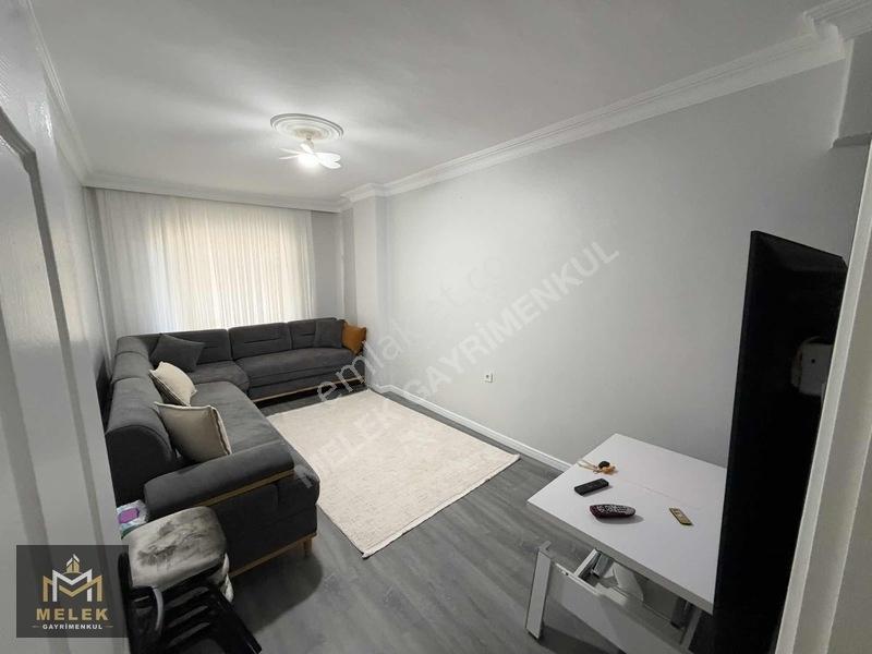 Melek Emlaktan Turgutreis De 2+1 Kat 1 Satılık Daire — fotoğraf 3
