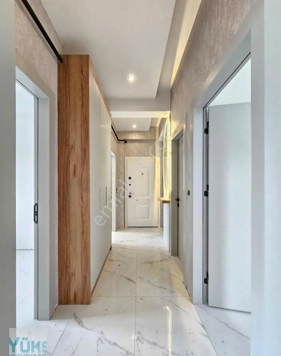 Denizli Şemikler Mahallesinde 2+1 120 M2 Naz Bayrağa Yakın Lüks Satılık Daireler — fotoğraf 3