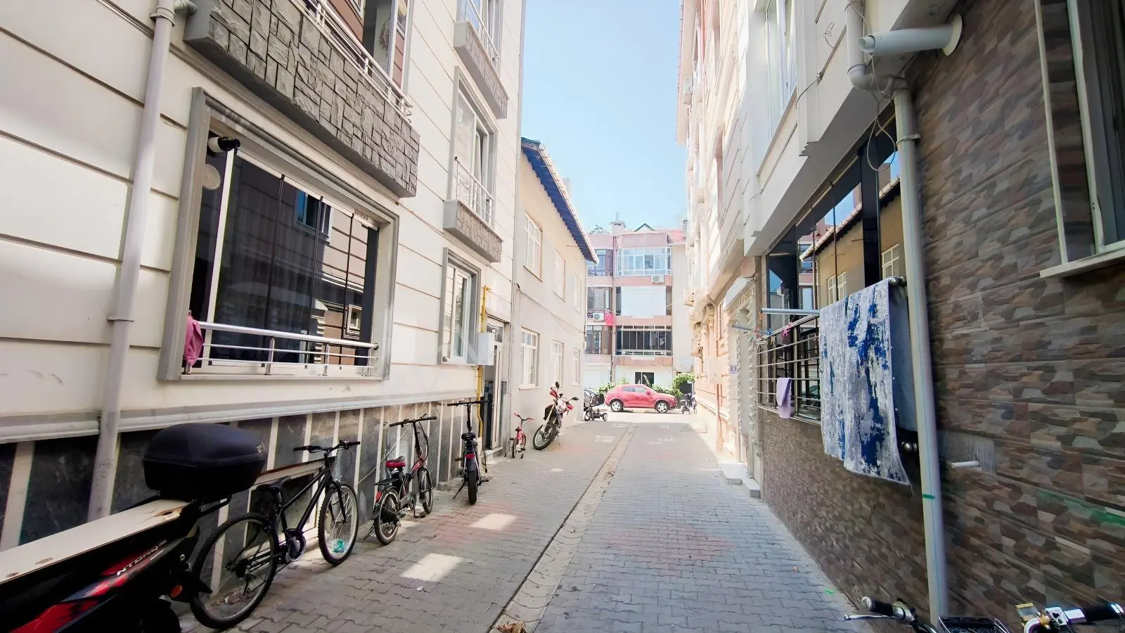 Kaya Emlak-şarköy İstiklal'de Asansörlü Binada 2+1 Satılık Daire — fotoğraf 3