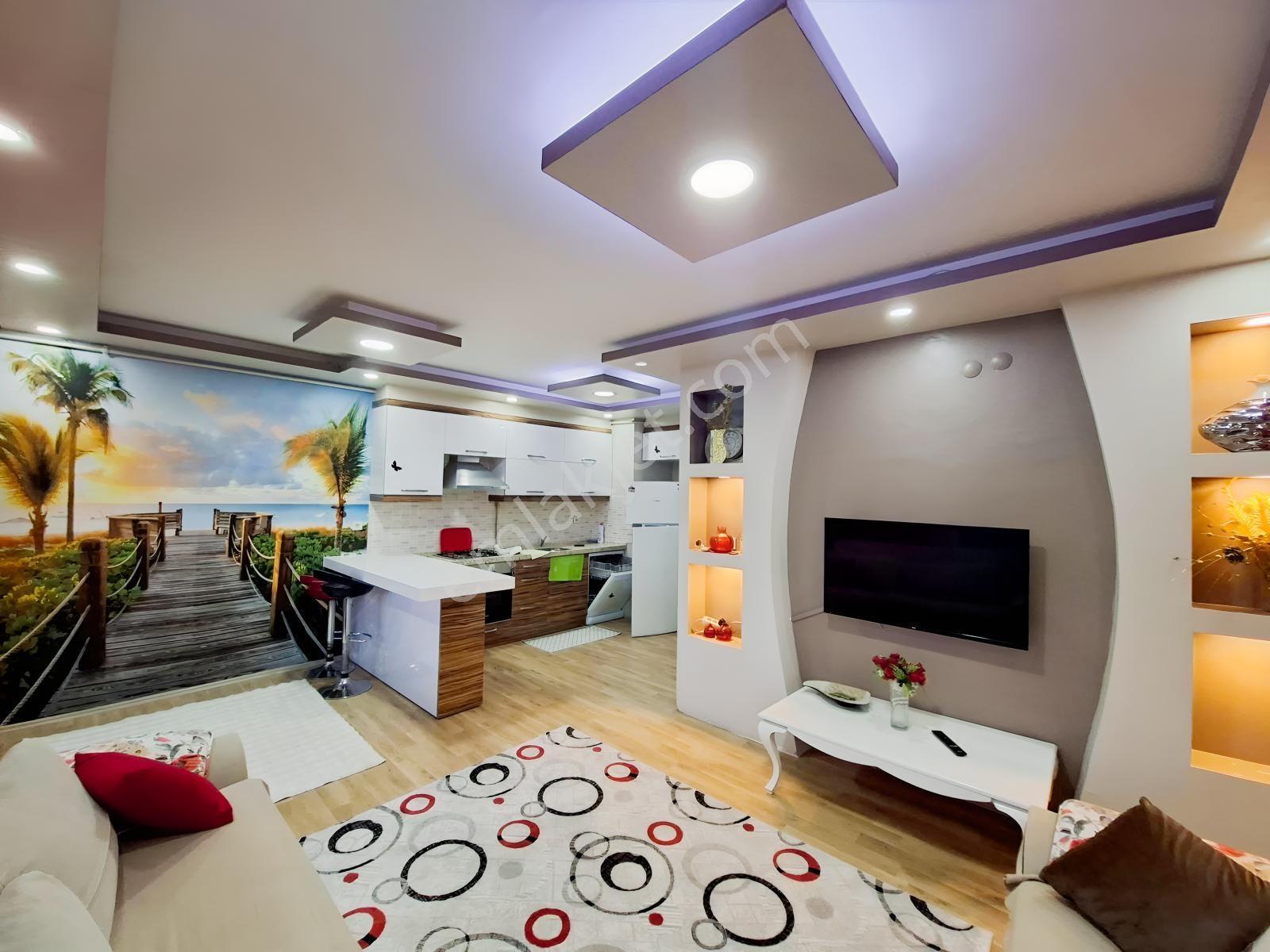 Tosya Yolunda Site İçerisin De Satılık 2+1 Eşyalı Daire