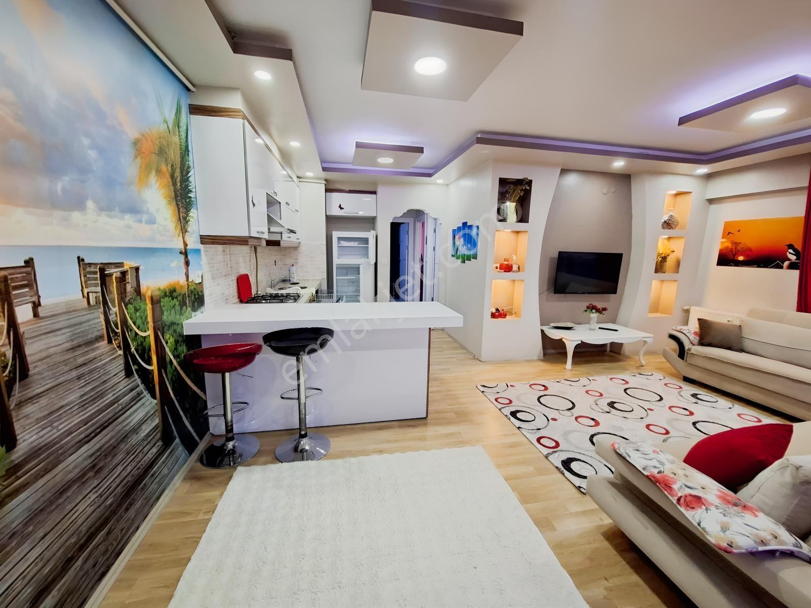 Tosya Yolunda Site İçerisin De Satılık 2+1 Eşyalı Daire — fotoğraf 2