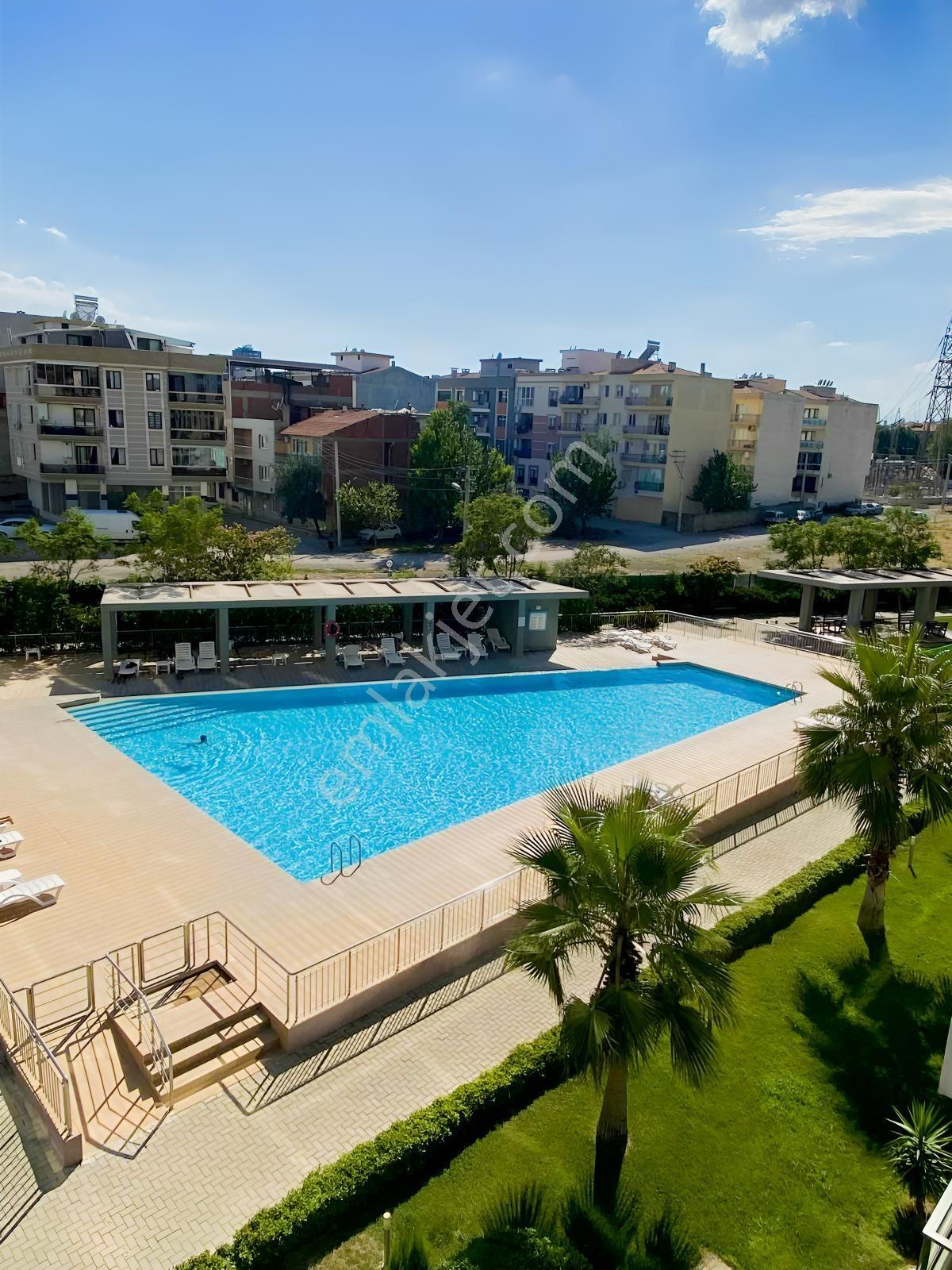 Sole Park Palmiye Sitesinde Geniş Satılık 2+1 Daire — fotoğraf 2