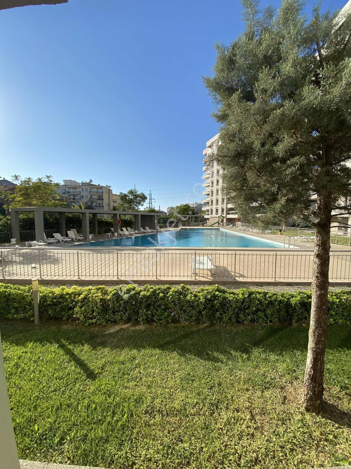 Sole Park Palmiye Sitesinde Geniş Satılık 2+1 Daire — fotoğraf 3