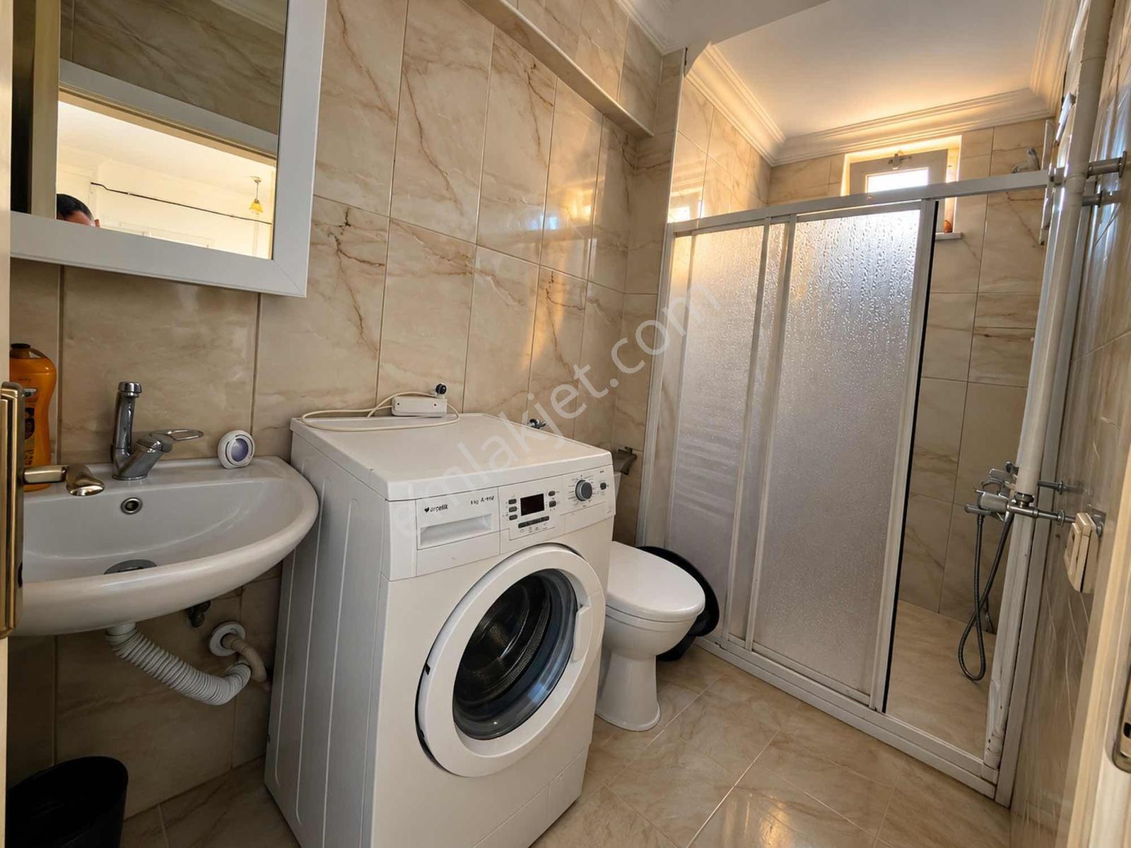 Merzifon Saat Kulesi Karşısında 4. Kat Asansörlü 1+1 Full Eşyalı — fotoğraf 7
