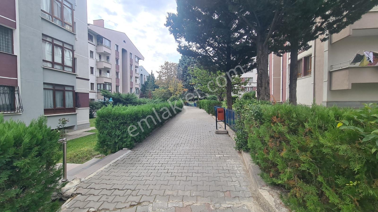 Park Ve Şehir Manzaralı Önü Açık Geniş, Bakımlı 3+1 Site Dairesi — fotoğraf 3