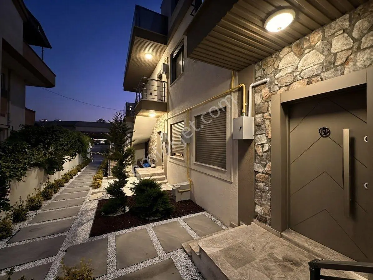 ꧁ay Emlaktan꧂ögretmenler'de Denize Yakın Dogalgazlı Geniş Manzaralı Teraslı Satılık 2+1 Dublex Daire — fotoğraf 3