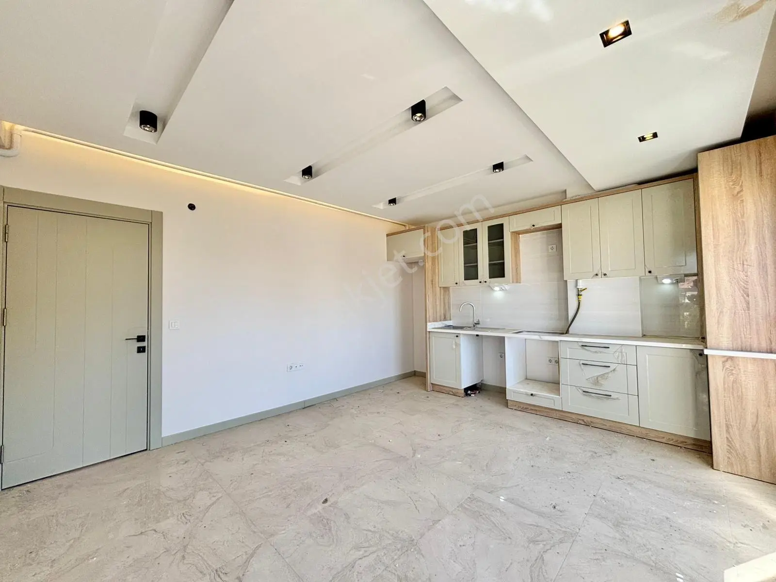 ꧁ay Emlaktan꧂ögretmenler'de Denize Yakın Dogalgazlı Geniş Manzaralı Teraslı Satılık 2+1 Dublex Daire — fotoğraf 6