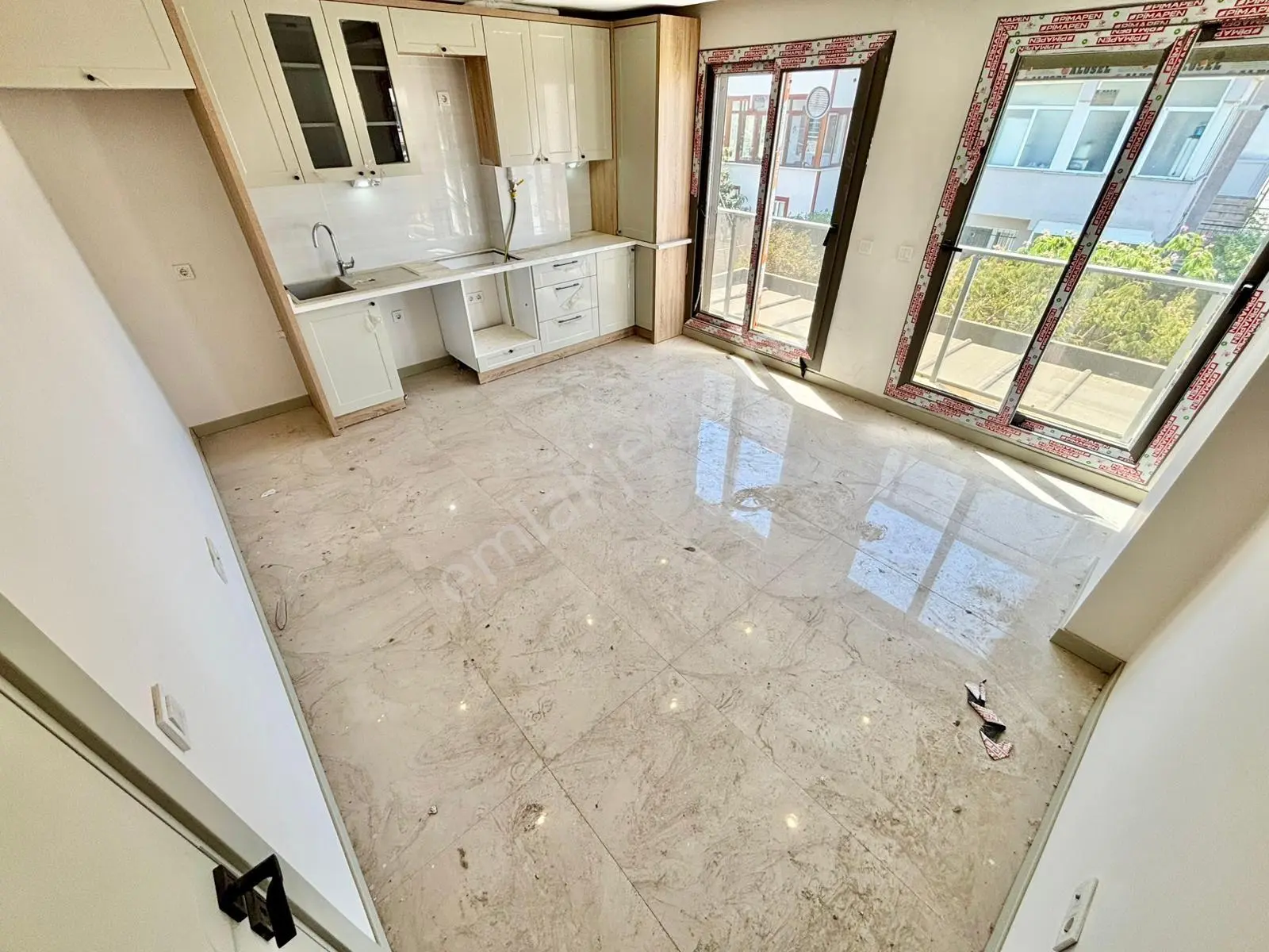 ꧁ay Emlaktan꧂ögretmenler'de Denize Yakın Dogalgazlı Geniş Manzaralı Teraslı Satılık 2+1 Dublex Daire — fotoğraf 7