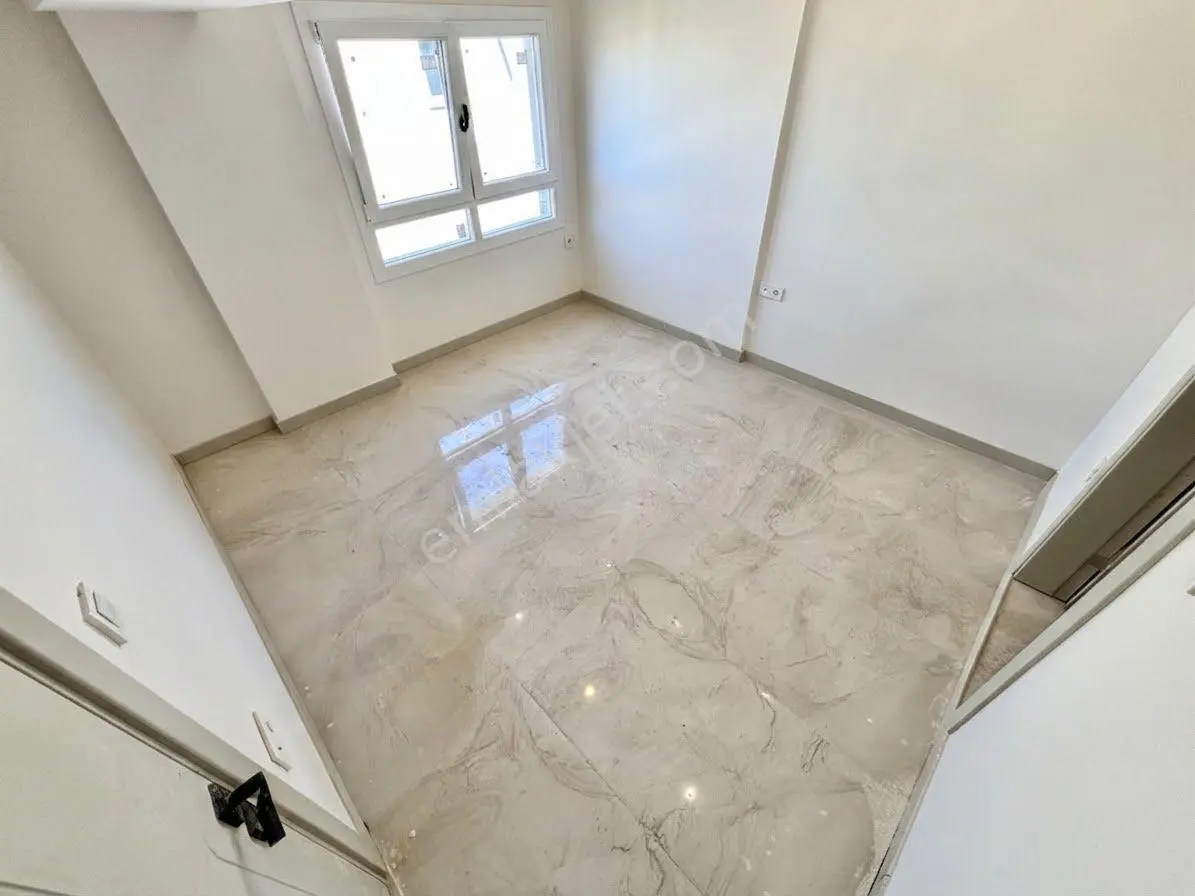 ꧁ay Emlaktan꧂ögretmenler'de Denize Yakın Dogalgazlı Geniş Manzaralı Teraslı Satılık 2+1 Dublex Daire — fotoğraf 26