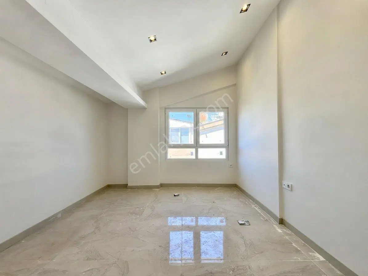 ꧁ay Emlaktan꧂ögretmenler'de Denize Yakın Dogalgazlı Geniş Manzaralı Teraslı Satılık 2+1 Dublex Daire — fotoğraf 28
