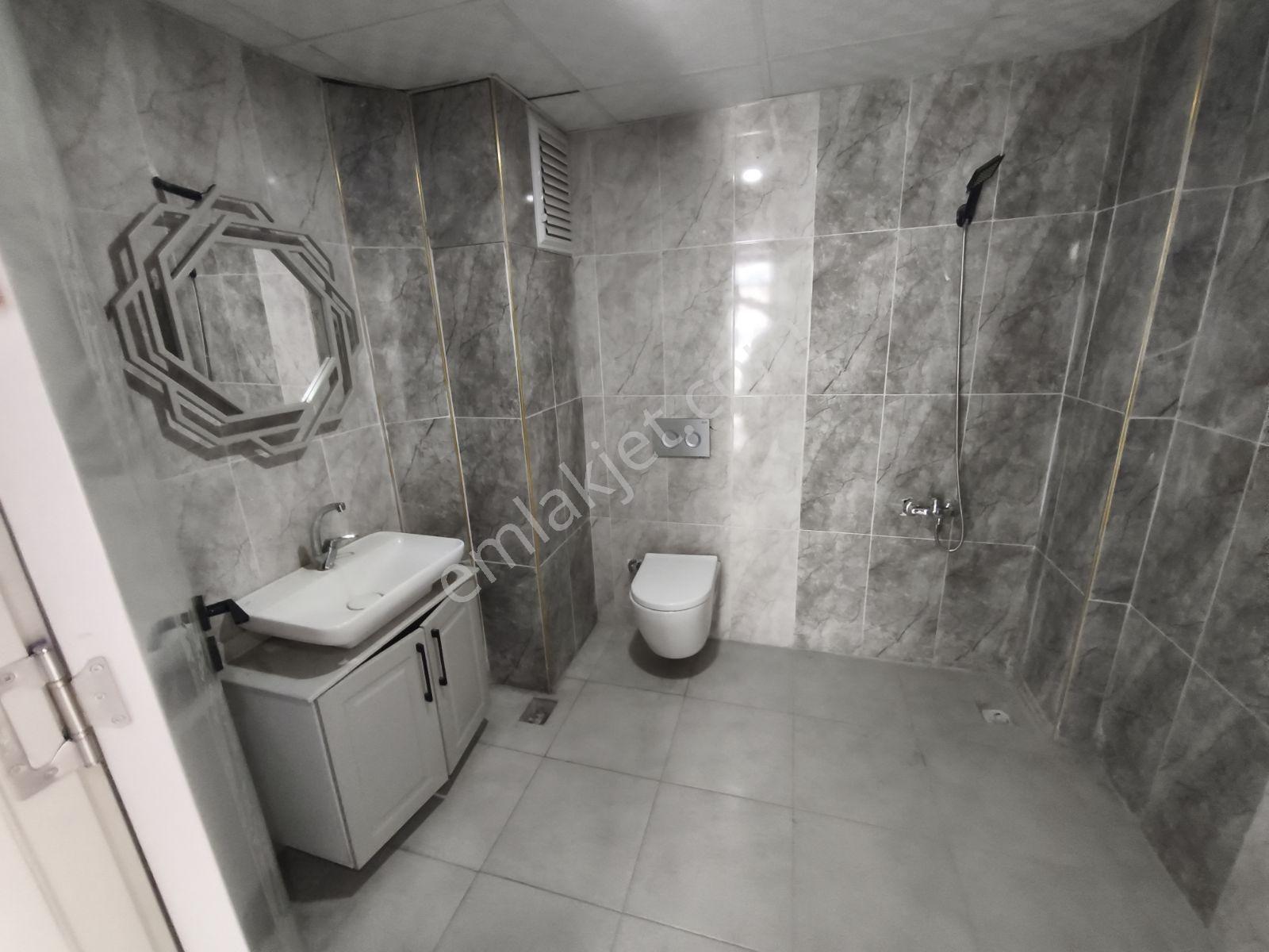 Seyran Emlak'tan A.y Hastanesi Yanında Satlık 2+1 Daire — fotoğraf 13