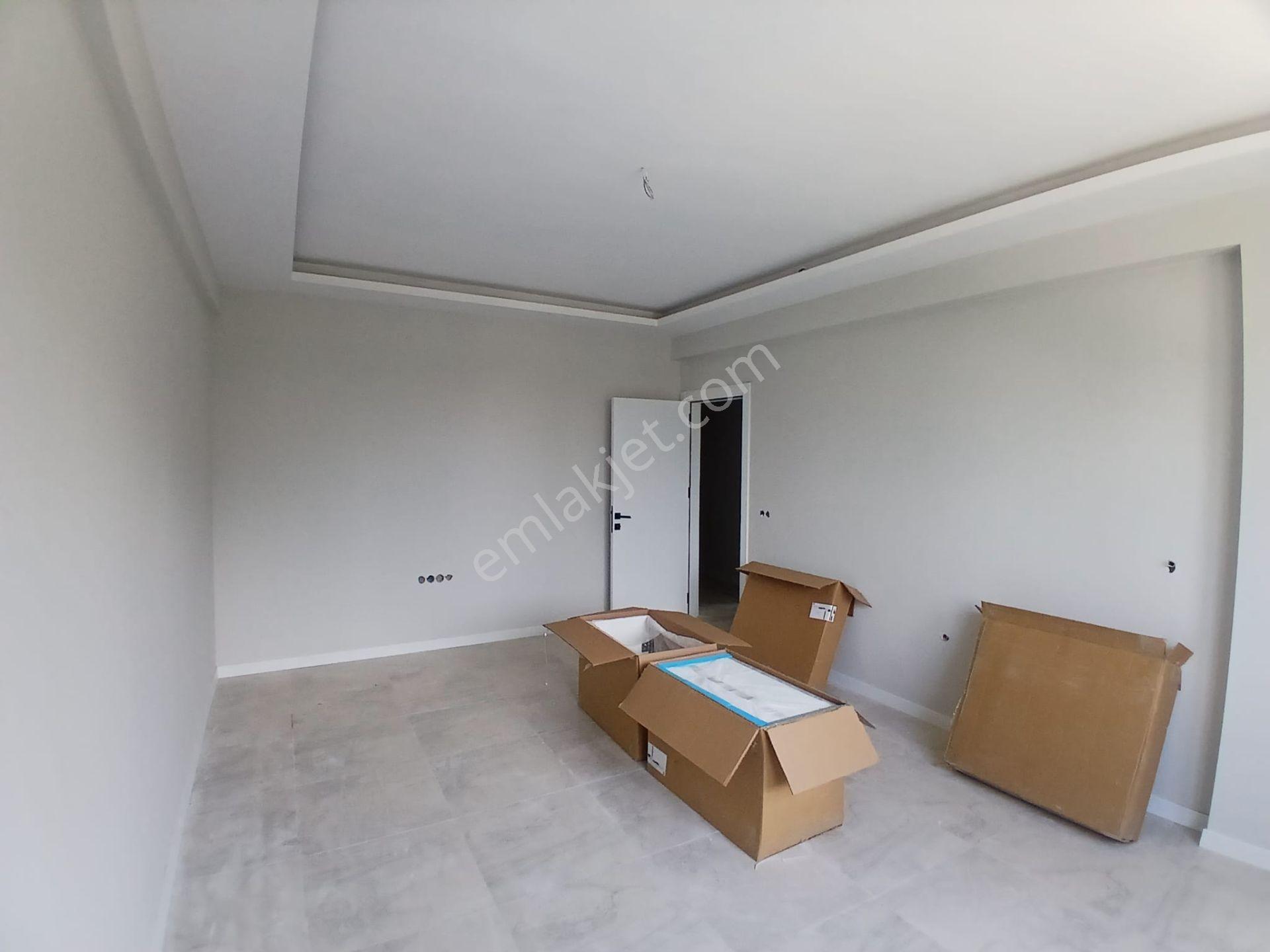 Akçay Emlak'tan Akşehir İstasyon Parkhayat Hastahanesi Civarında Garajlı Satılık Sıfır 2+1 Daire — fotoğraf 8