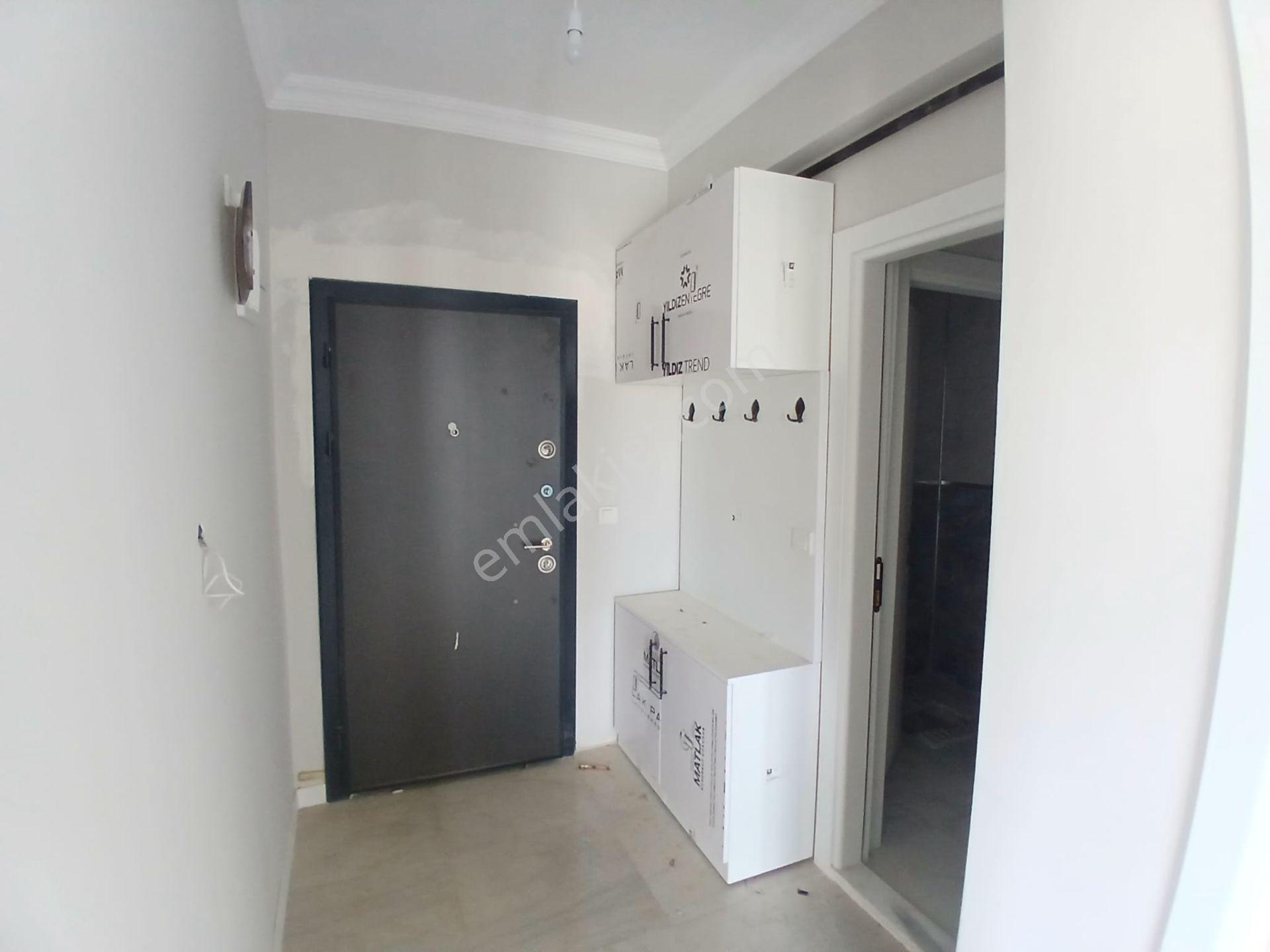 Akçay Emlak'tan Akşehir İstasyon Parkhayat Hastahanesi Civarında Garajlı Satılık Sıfır 2+1 Daire — fotoğraf 21