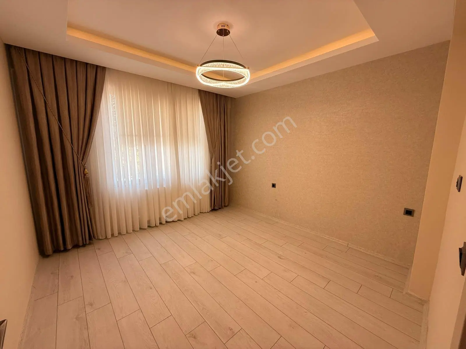 Havaallanı Kavşagında Sıfır 2,5+1 Satılık Daire — fotoğraf 4
