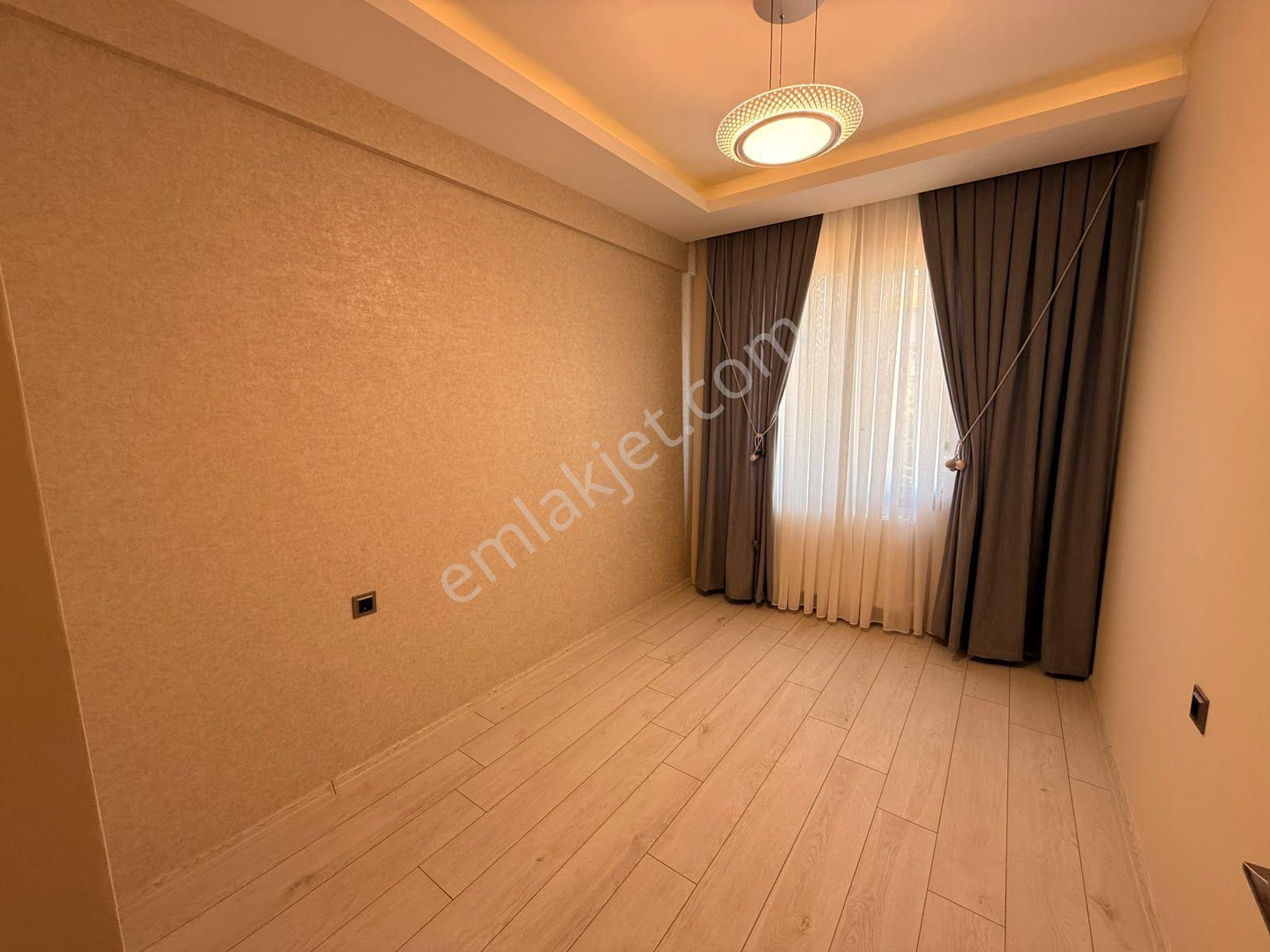 Havaallanı Kavşagında Sıfır 2,5+1 Satılık Daire — fotoğraf 6