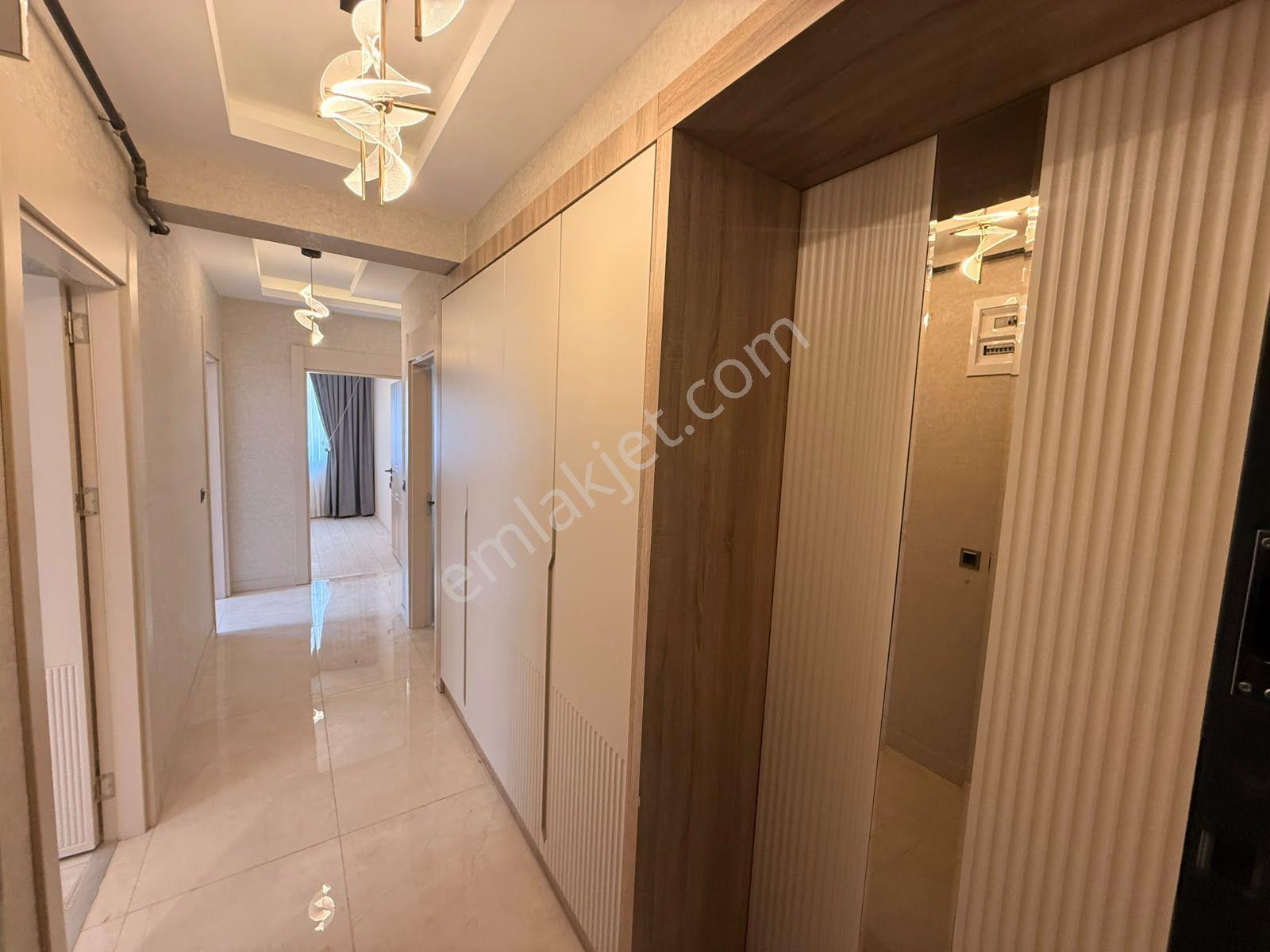 Havaallanı Kavşagında Sıfır 2,5+1 Satılık Daire — fotoğraf 10
