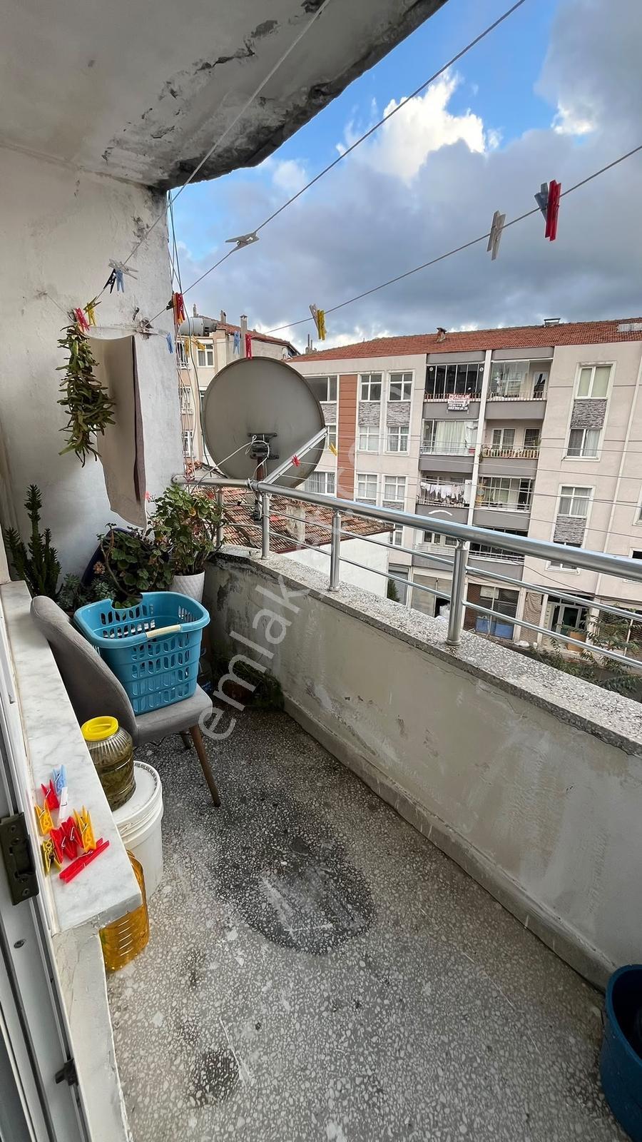 Bafra Vıp Gayrimenkul'den Büyükcami Mah Satılık 2+1 Daire — fotoğraf 6