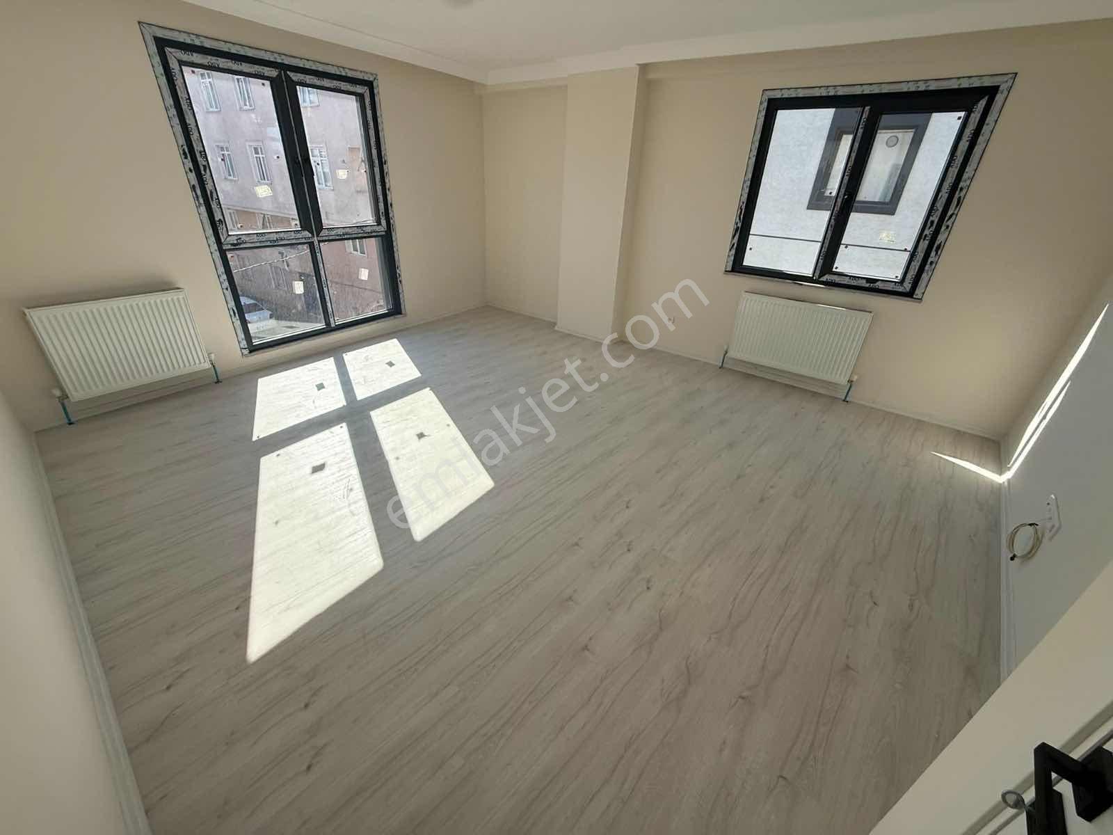 Tek Daire Üzeri!!!harika Konumda 2+1 92m2 Ara Kat!!! — fotoğraf 7