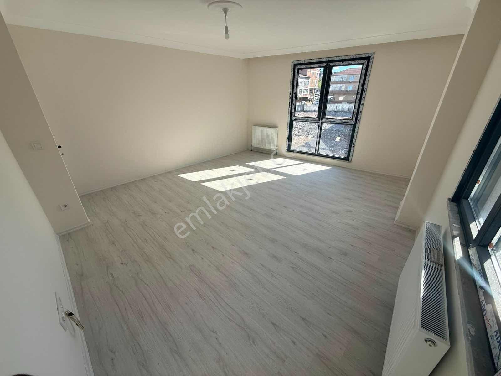 Tek Daire Üzeri!!!harika Konumda 2+1 92m2 Ara Kat!!! — fotoğraf 8