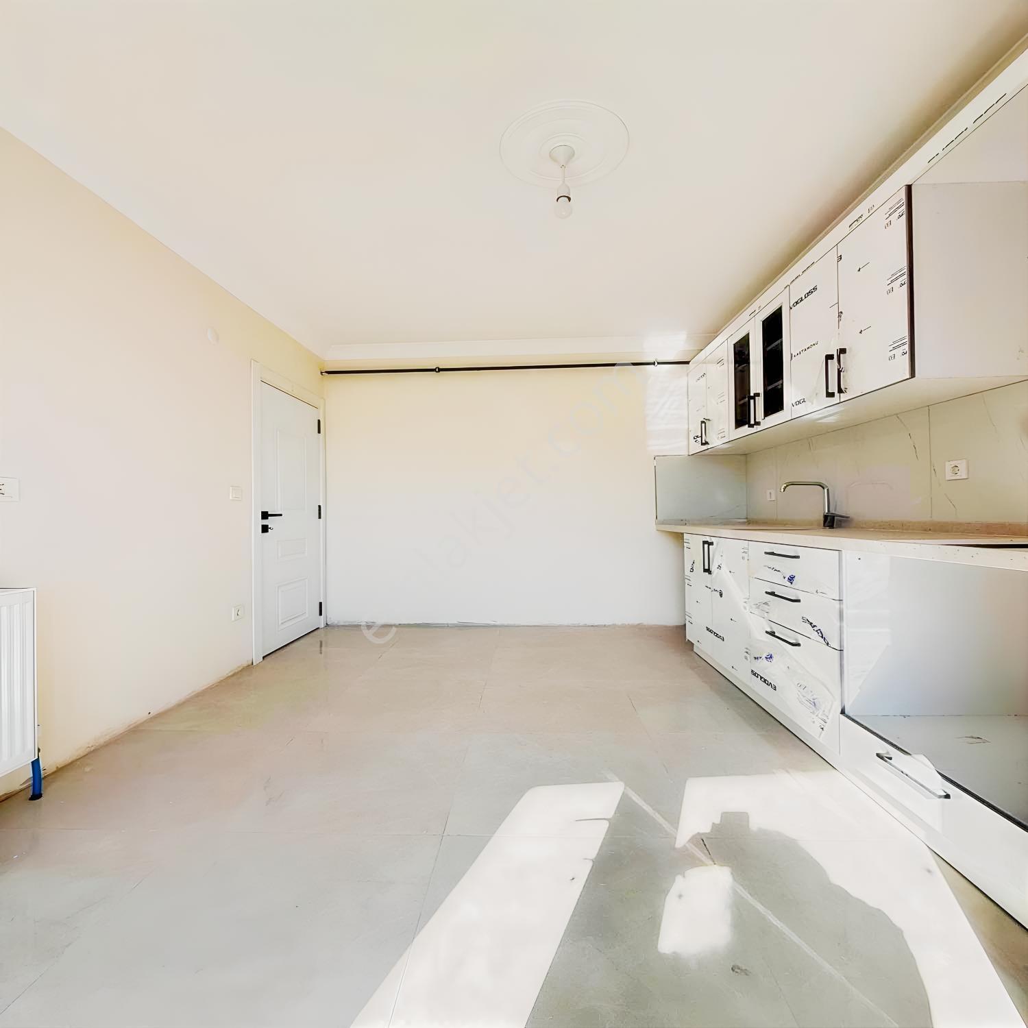 Tek Daire Üzeri!!!harika Konumda 2+1 92m2 Ara Kat!!! — fotoğraf 11