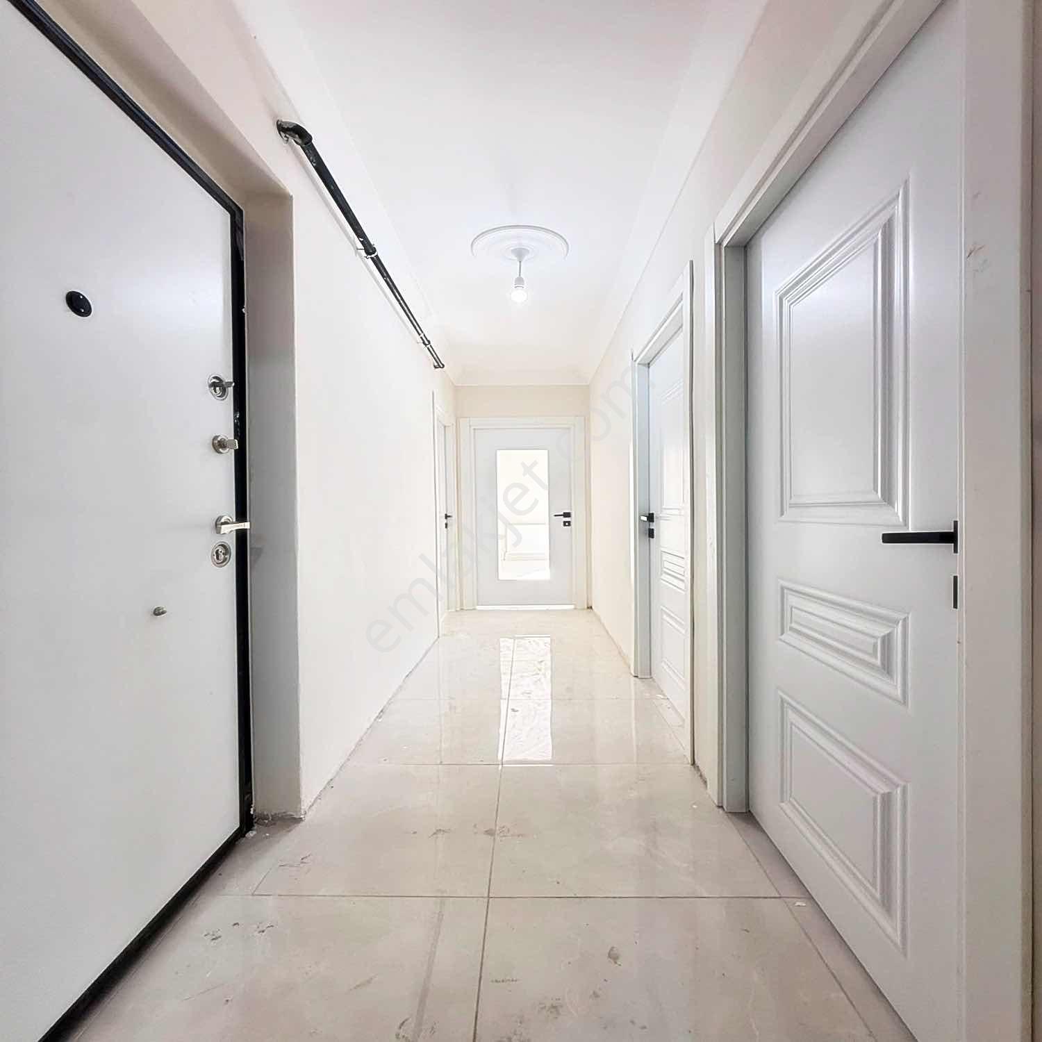 Tek Daire Üzeri!!!harika Konumda 2+1 92m2 Ara Kat!!! — fotoğraf 25