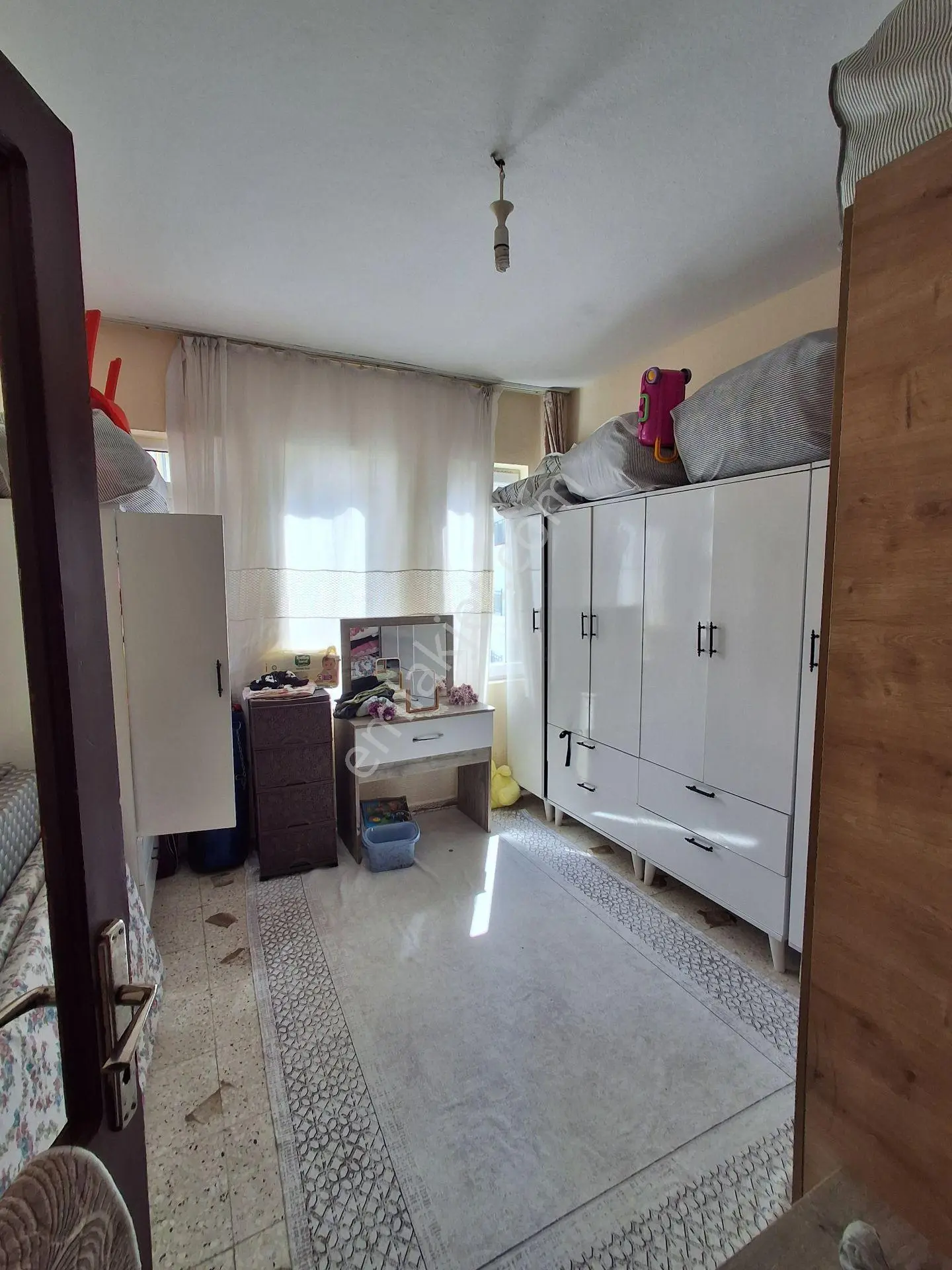 Alanya Hacet Mahallesı Geniş Ayrı Mutfak 2+1 — fotoğraf 3