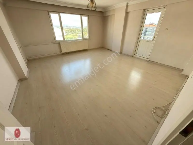 Yüksel'den Edremit Merkezde Ana Yola Cephe Full Yapılı 3+1 Daire — fotoğraf 8