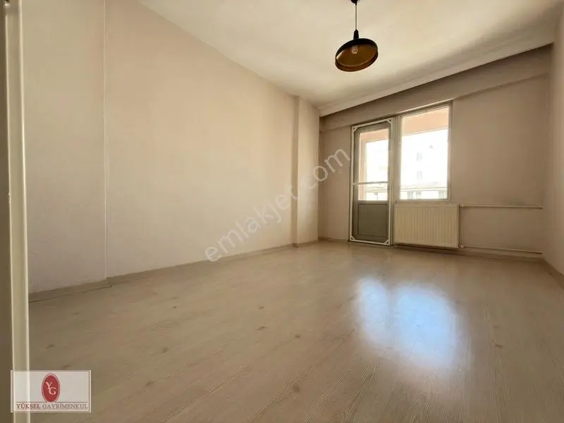 Yüksel'den Edremit Merkezde Ana Yola Cephe Full Yapılı 3+1 Daire — fotoğraf 10