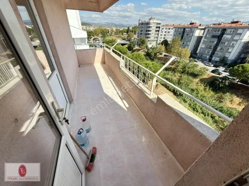 Yüksel'den Edremit Merkezde Ana Yola Cephe Full Yapılı 3+1 Daire — fotoğraf 12